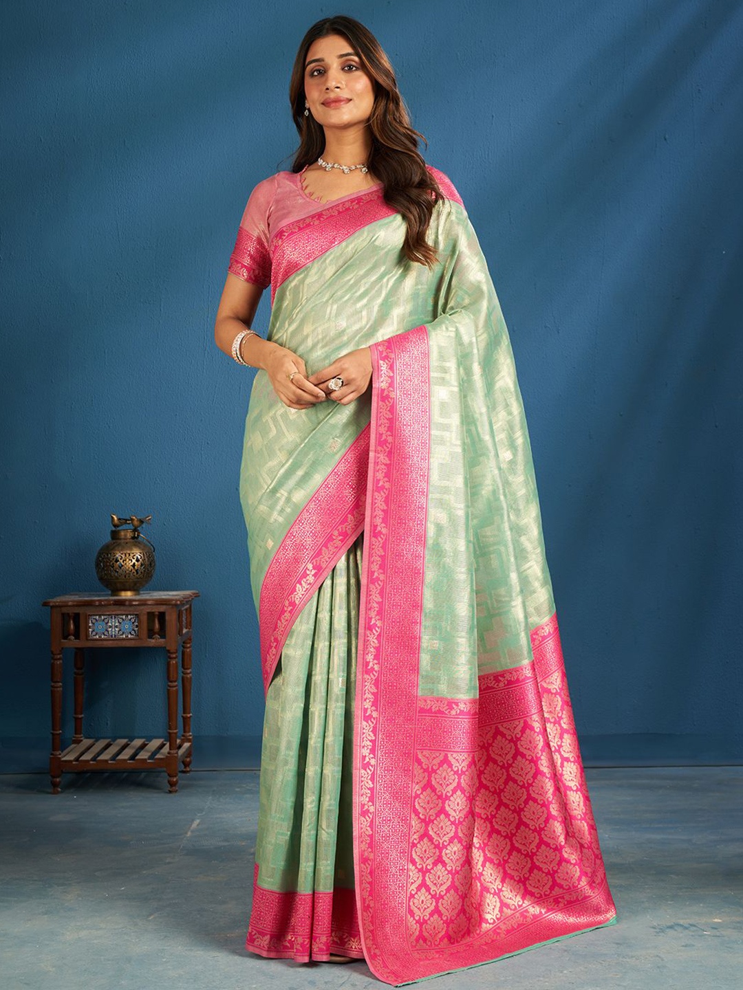 

SARHA Woven Design Zari Tissue Saree, Green