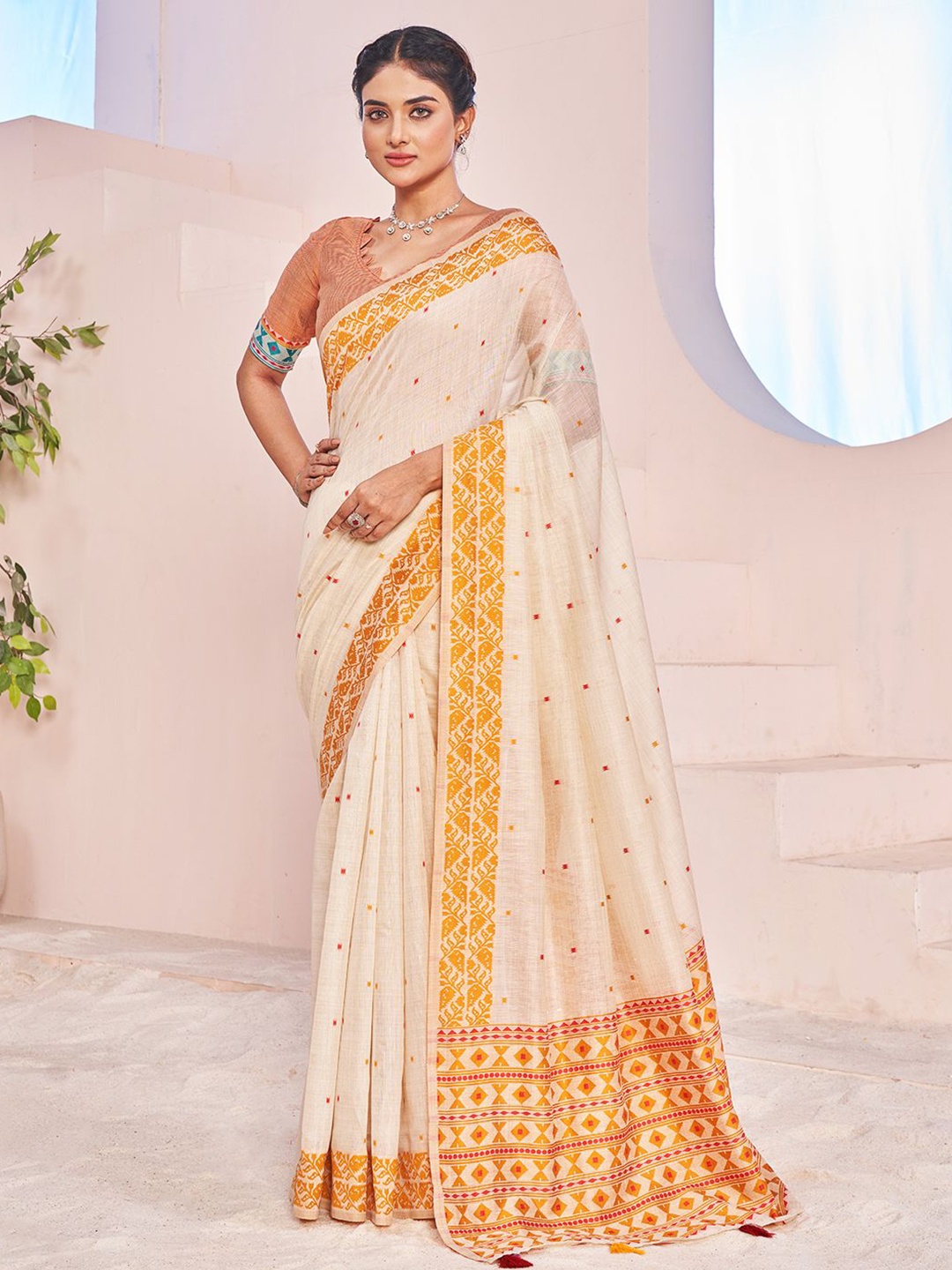 

SARHA Pure Cotton Saree, Yellow