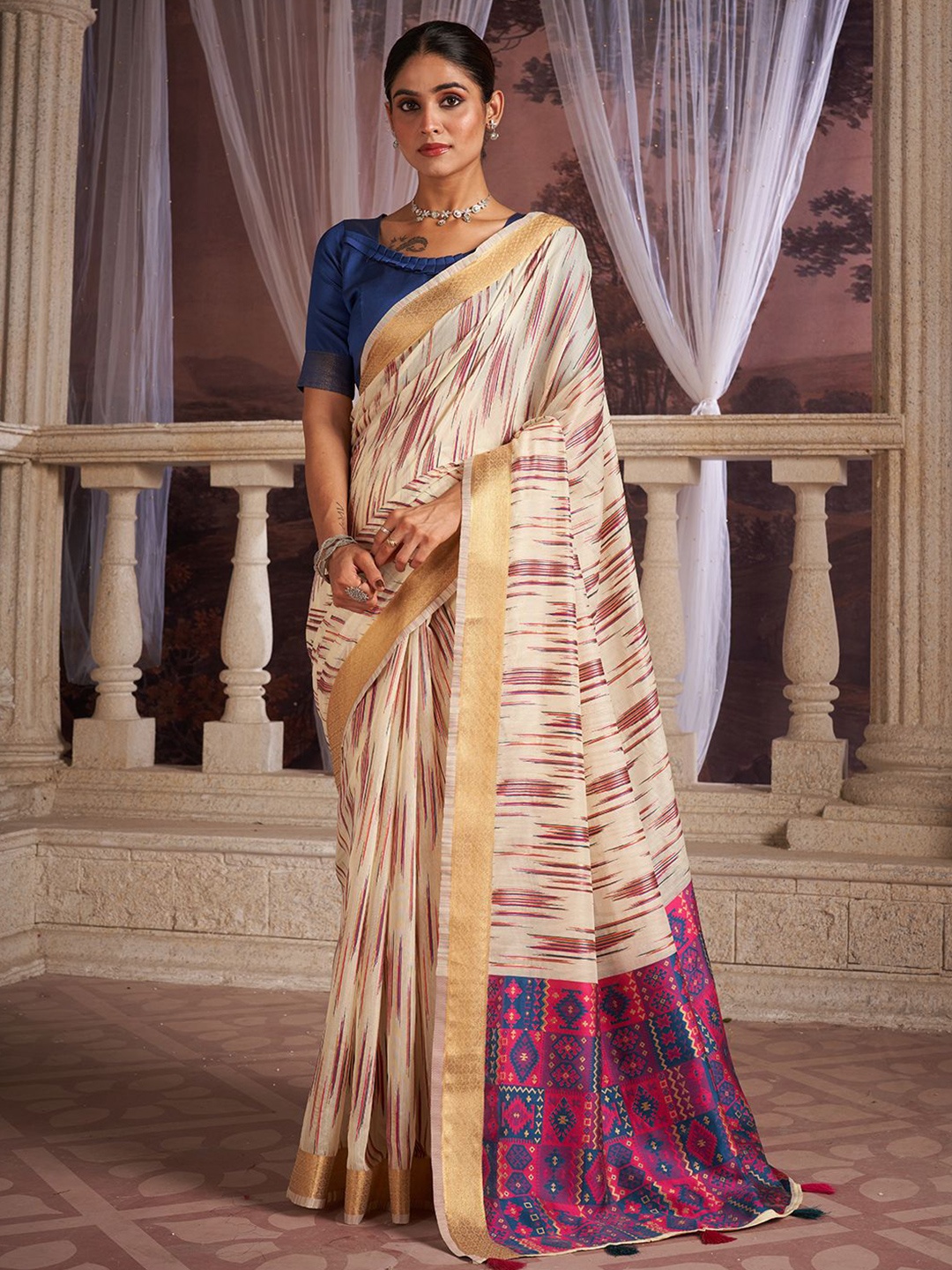 

SARHA Printed Pure Cotton Saree, Cream