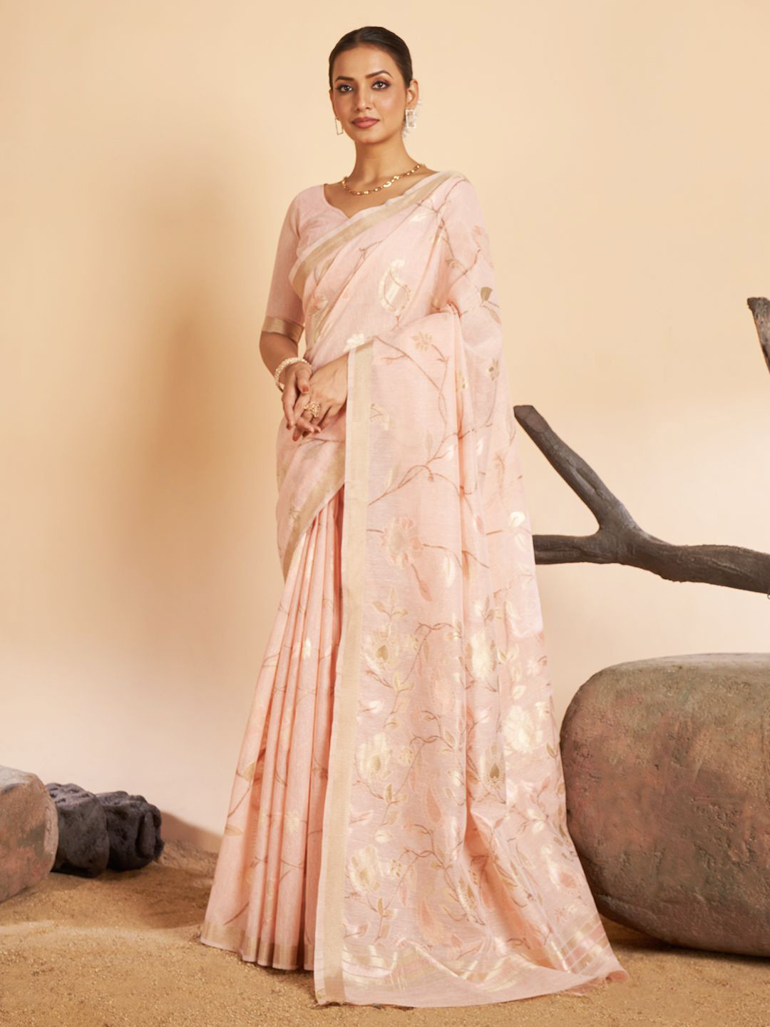 

SARHA Floral Woven Design Zari Pure Cotton Saree, Pink