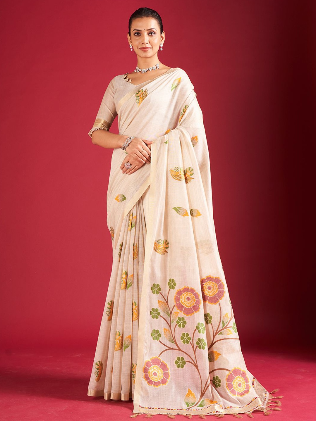 

SARHA Floral Zari Woven Design Pure Cotton Saree, Cream