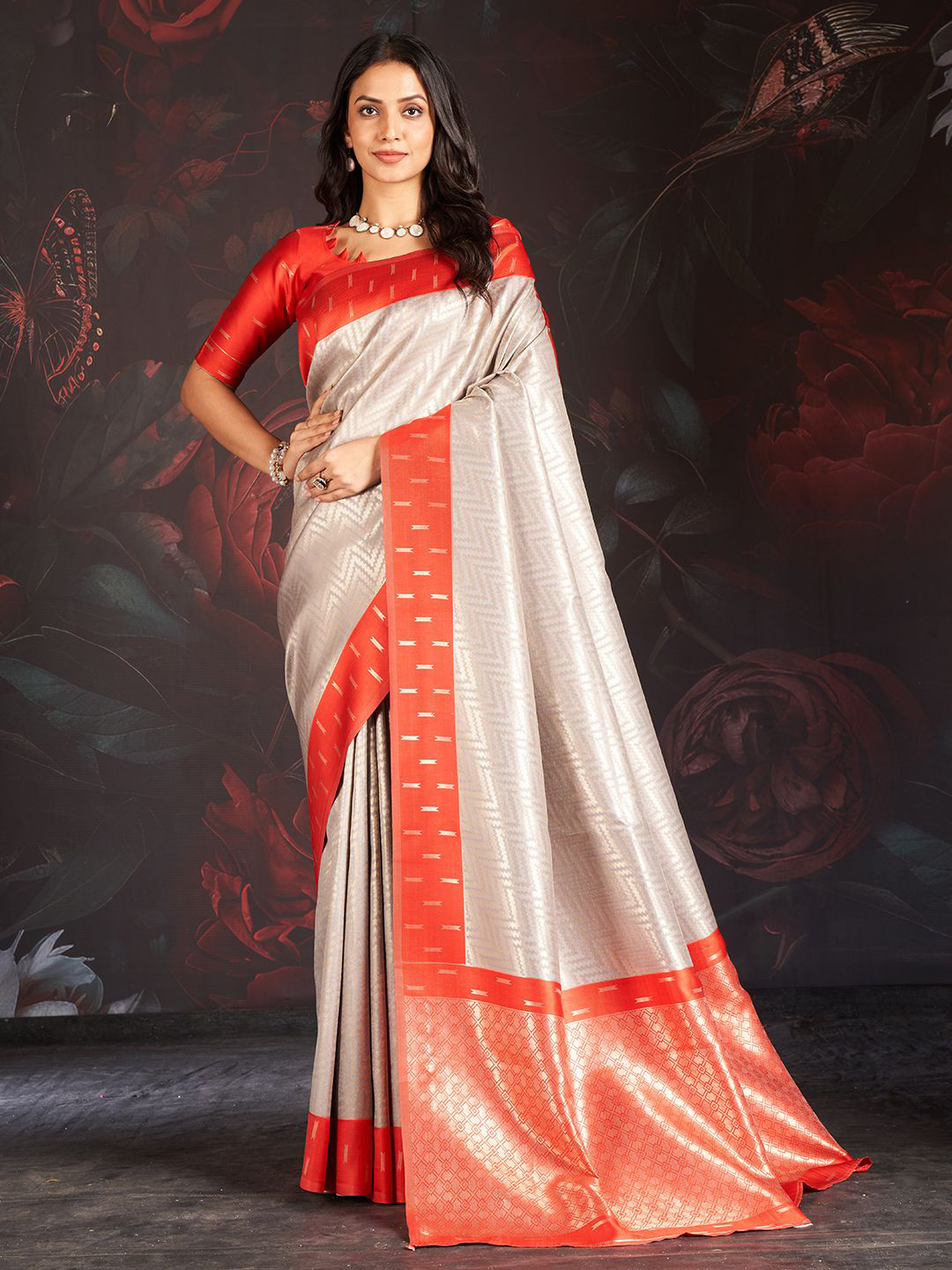 

SARHA Woven Design Zari Pure Silk Saree, Red