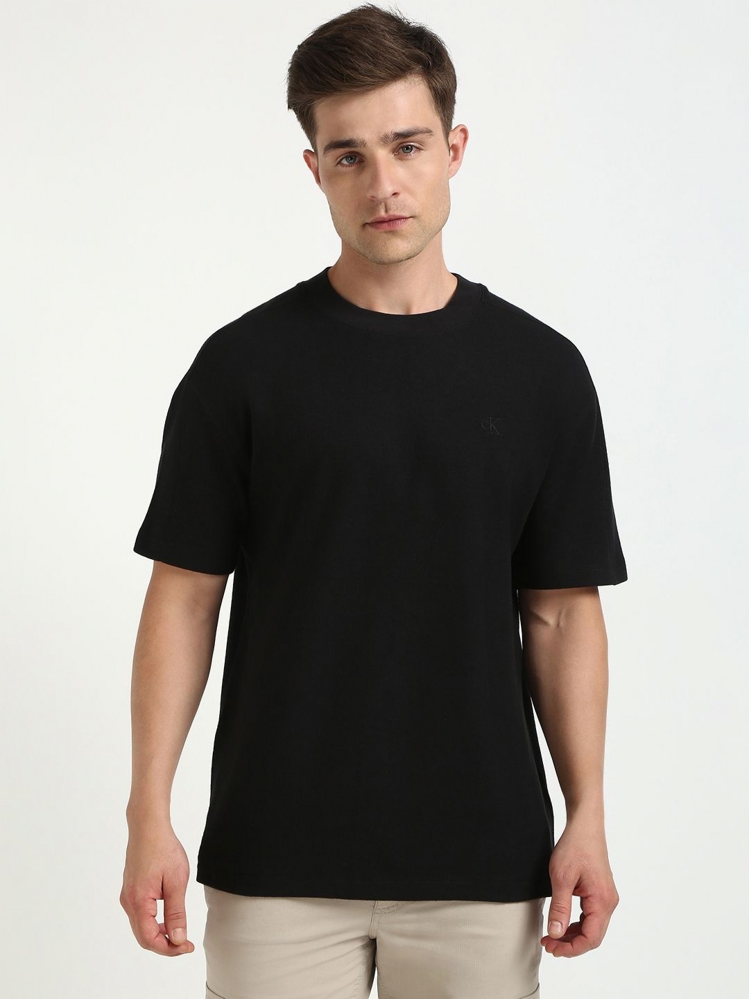 

Calvin Klein Jeans Men Solid Round Neck Cotton Ribbed T-shirt, Black
