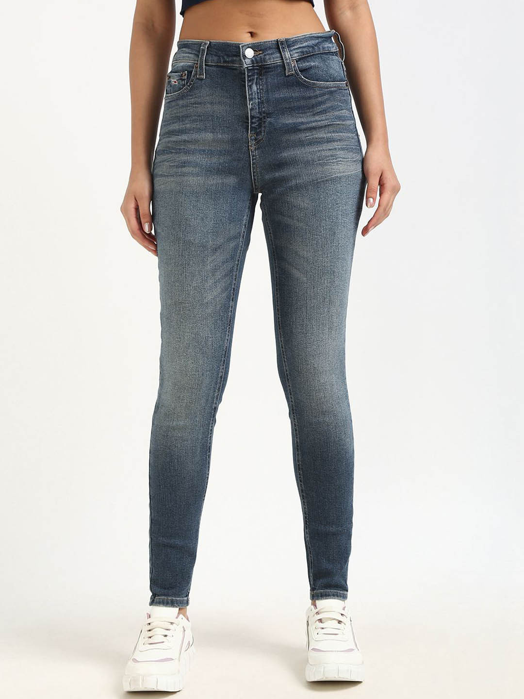 

Tommy Hilfiger Women Skinny Fit Heavy Fade Mid-Rise Jeans, Blue