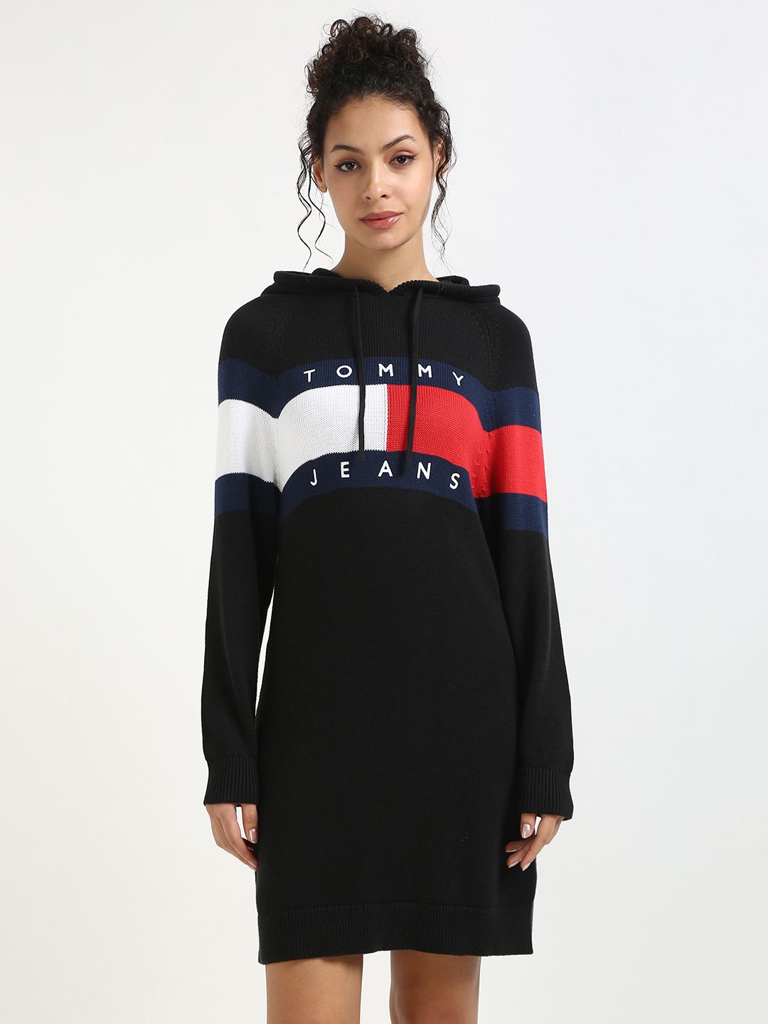 

Tommy Hilfiger Women Colourblocked Hooded T-Shirts Dress, Black