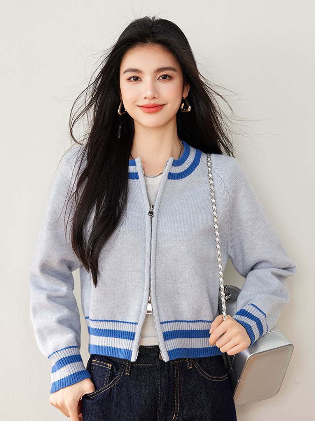 

JC Collection Women Colourblocked Crop Cardigan, Grey
