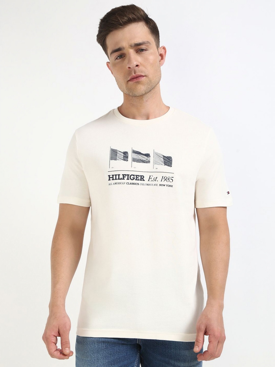 

Tommy Hilfiger Men T-shirt, Off white