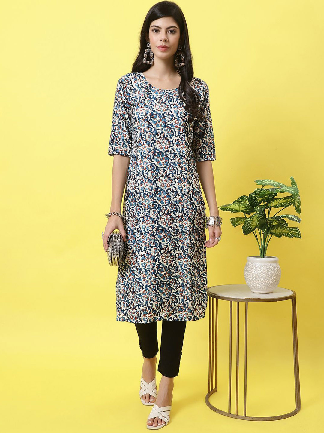 

7Threads Floral Printed Straight Kurta, Blue