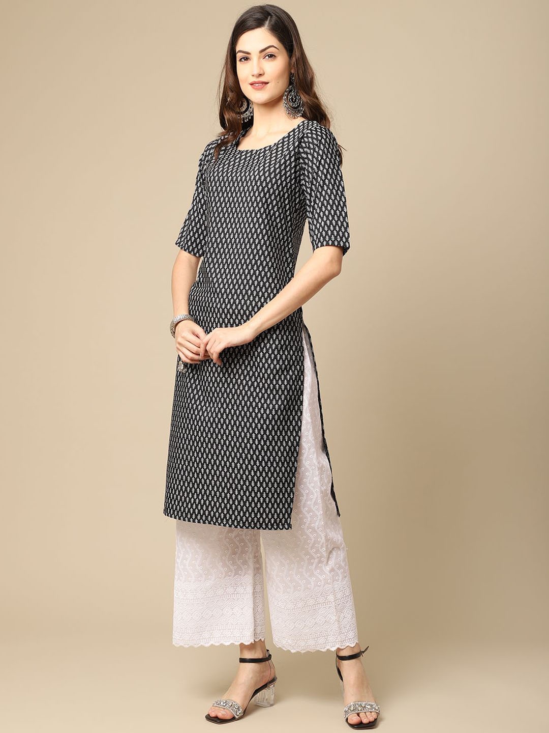 7Threads Floral Printed Round Neck Crepe Straight Kurta, Black