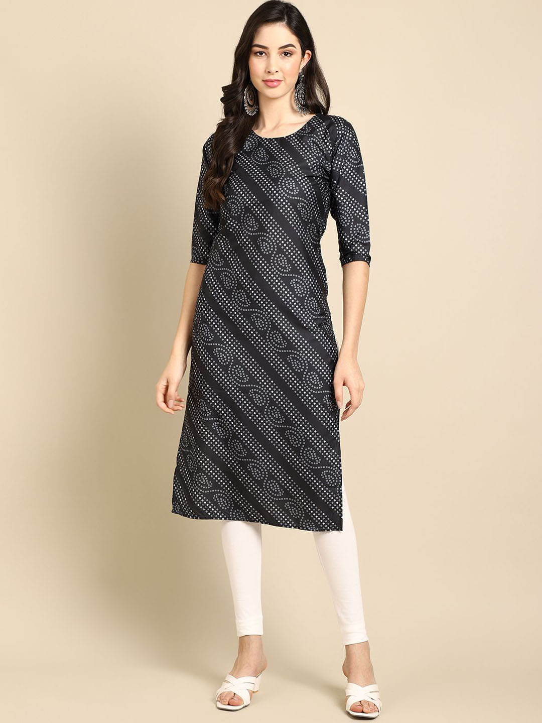 

7Threads Bandhani Printed Round Neck Straight Kurta, Black