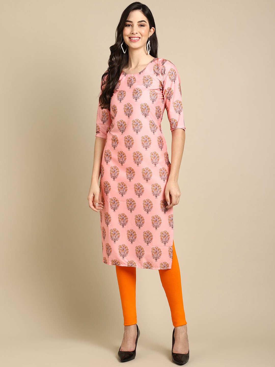 

7Threads Floral Printed Round Neck Straight Kurta, Pink