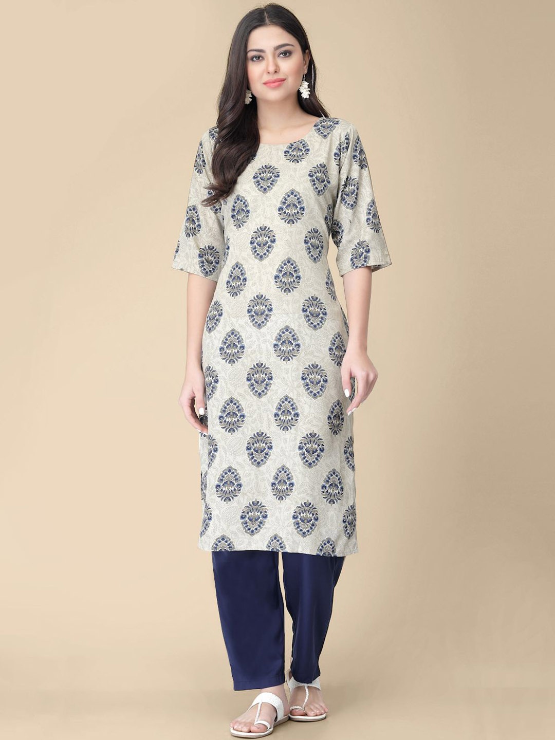

7Threads Floral Printed Round Neck Straight Kurta, Grey