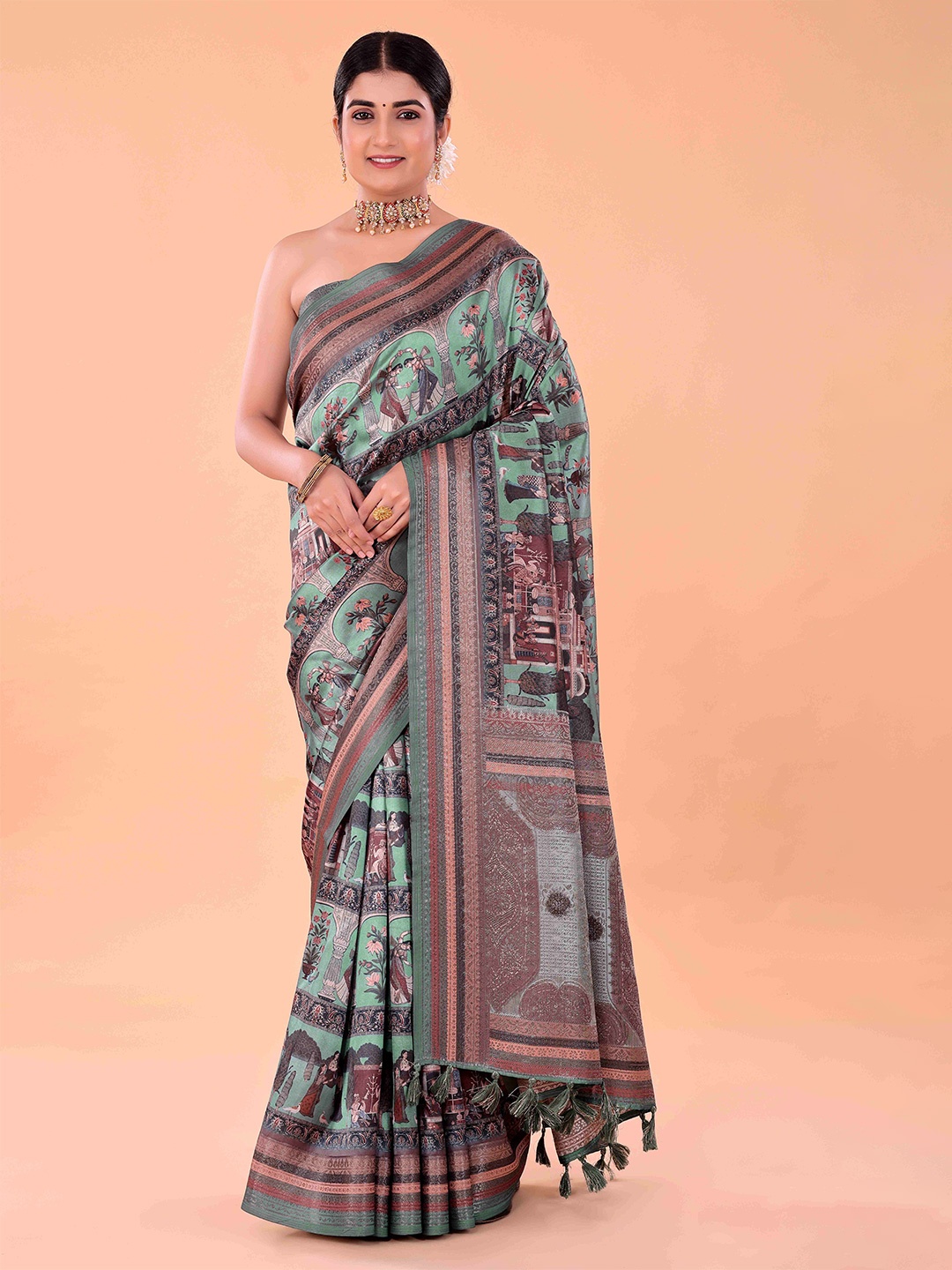 

NAAREE COLLECTION Ethnic Motifs Printed Saree, Green