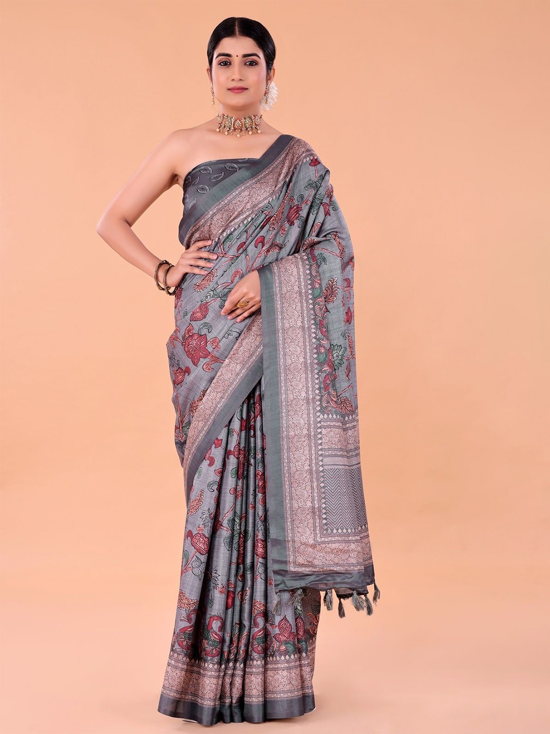 

NAAREE COLLECTION Floral Printed Saree, Blue