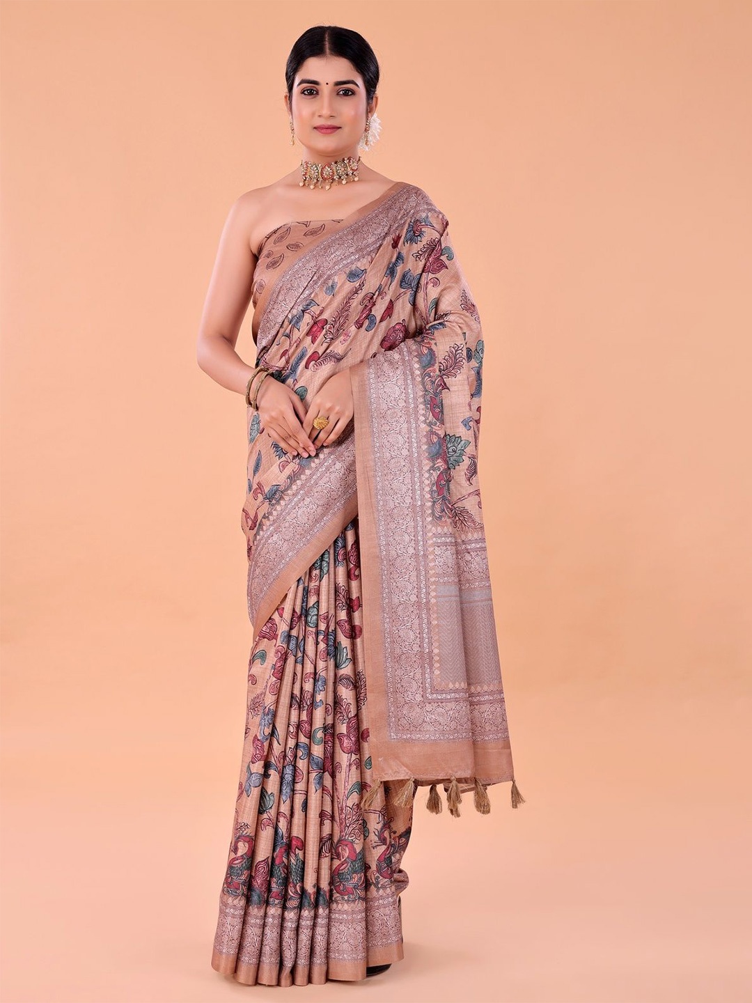 

NAAREE COLLECTION Floral Woven Design Saree, Cream