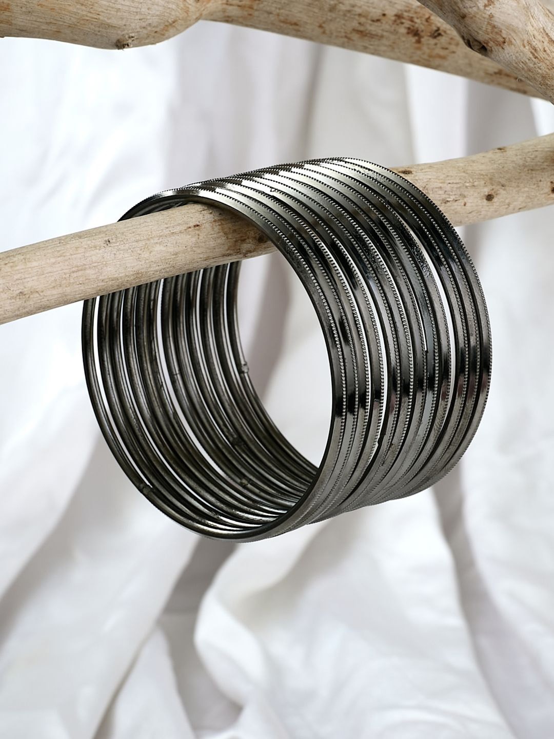 

ATIBELLE Set Of 12 Silver-Plated Textured Bangles