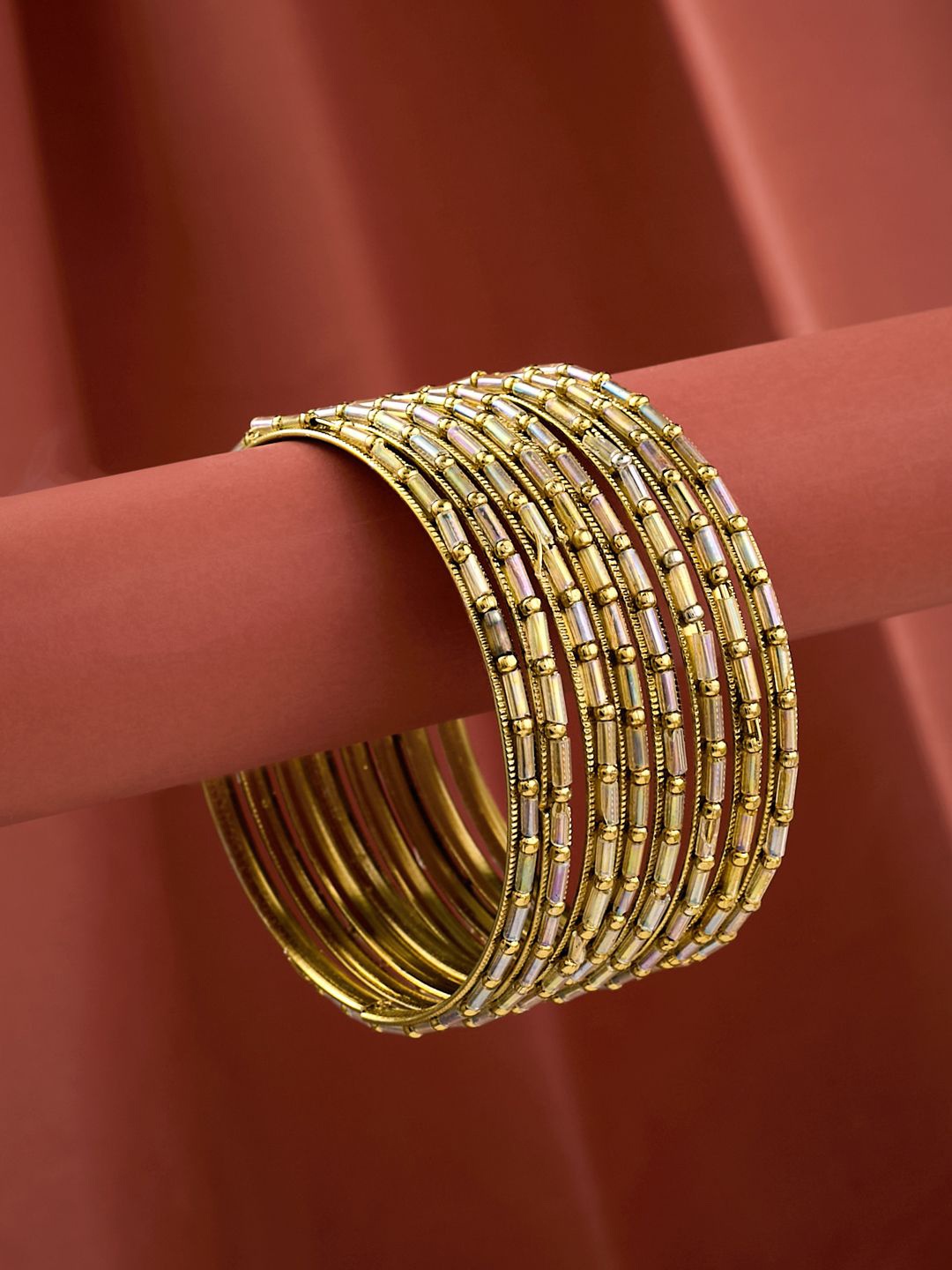 

ATIBELLE Set Of 8 Gold-Plated Stone Studded Bangles