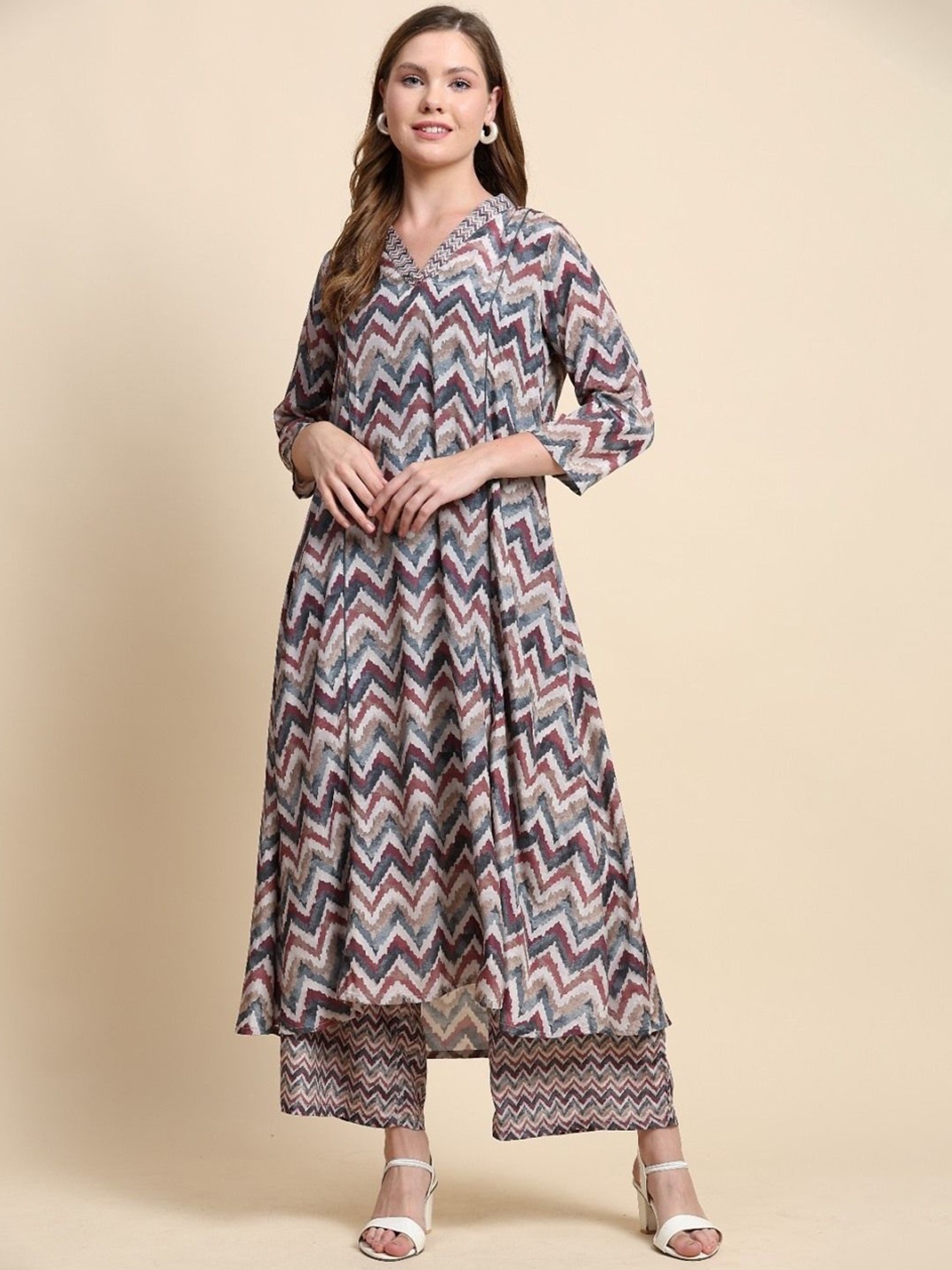BAESD Printed Regular Kurta with Palazzos, Blue