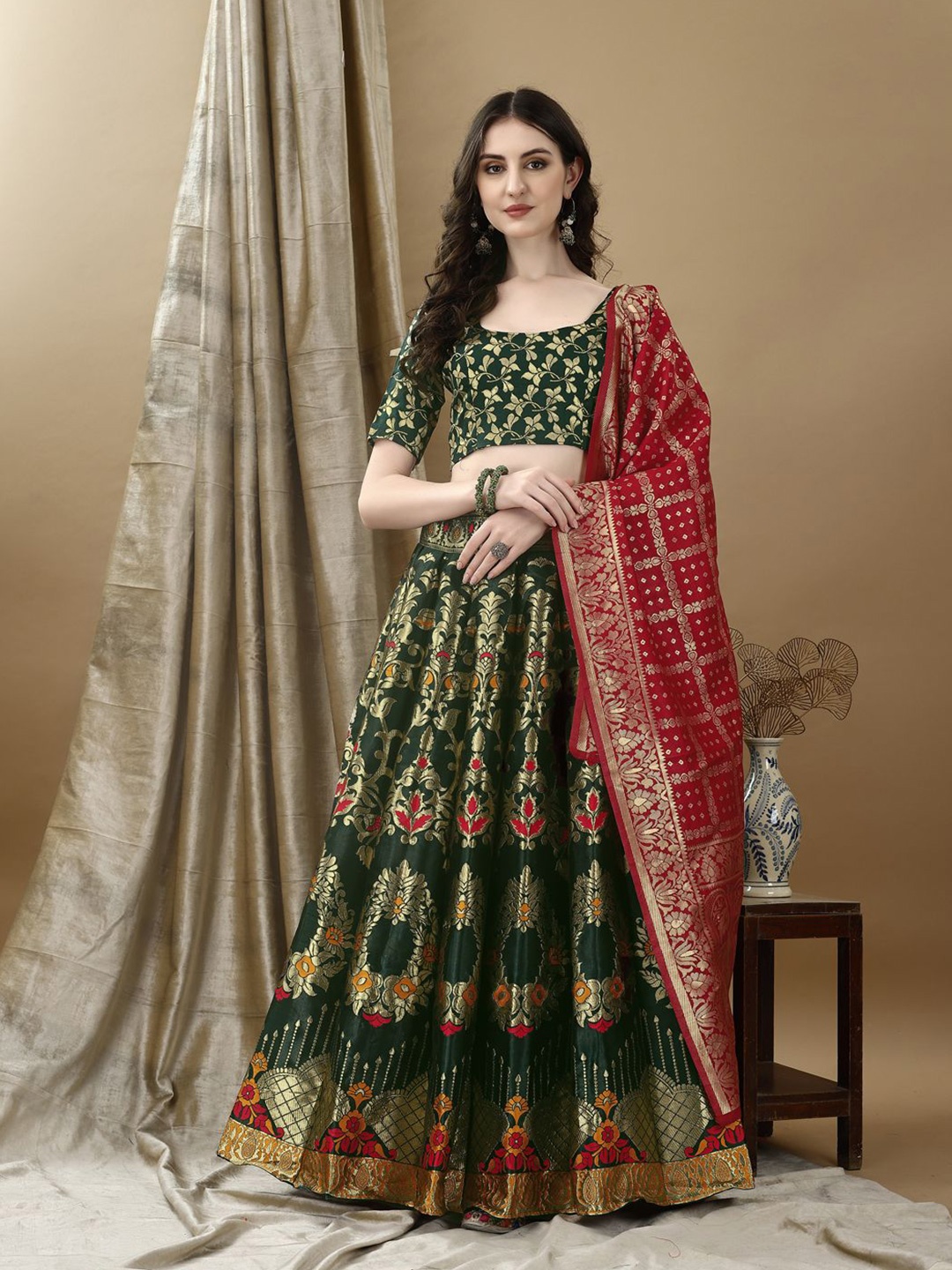 

SWAMI STUDIO Floral Woven Design Zari Ready to Wear Lehenga Unctitched Blouse & Dupatta, Green