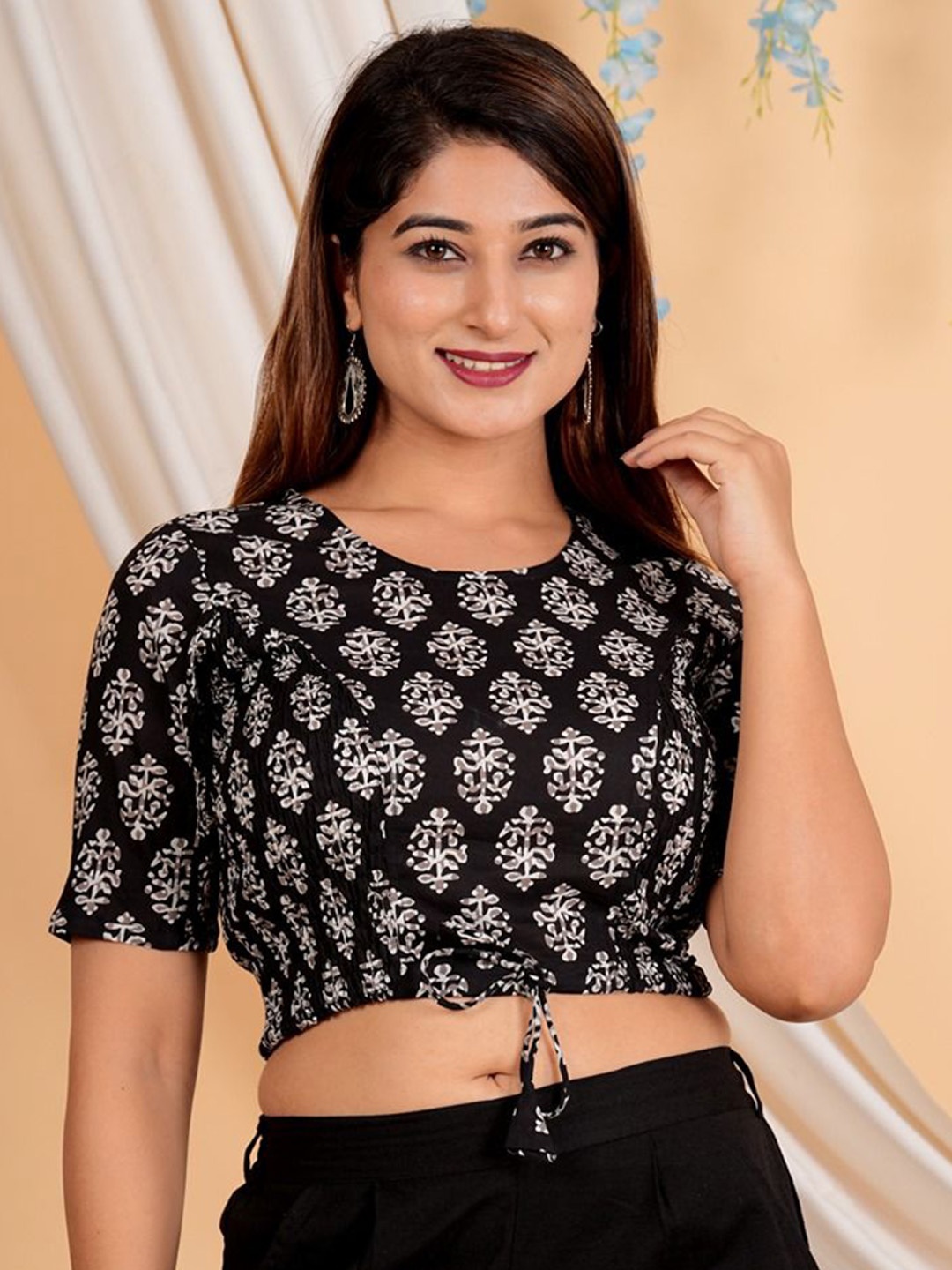 

IKRASS Printed Cotton Round Neck Saree Blouse, Black