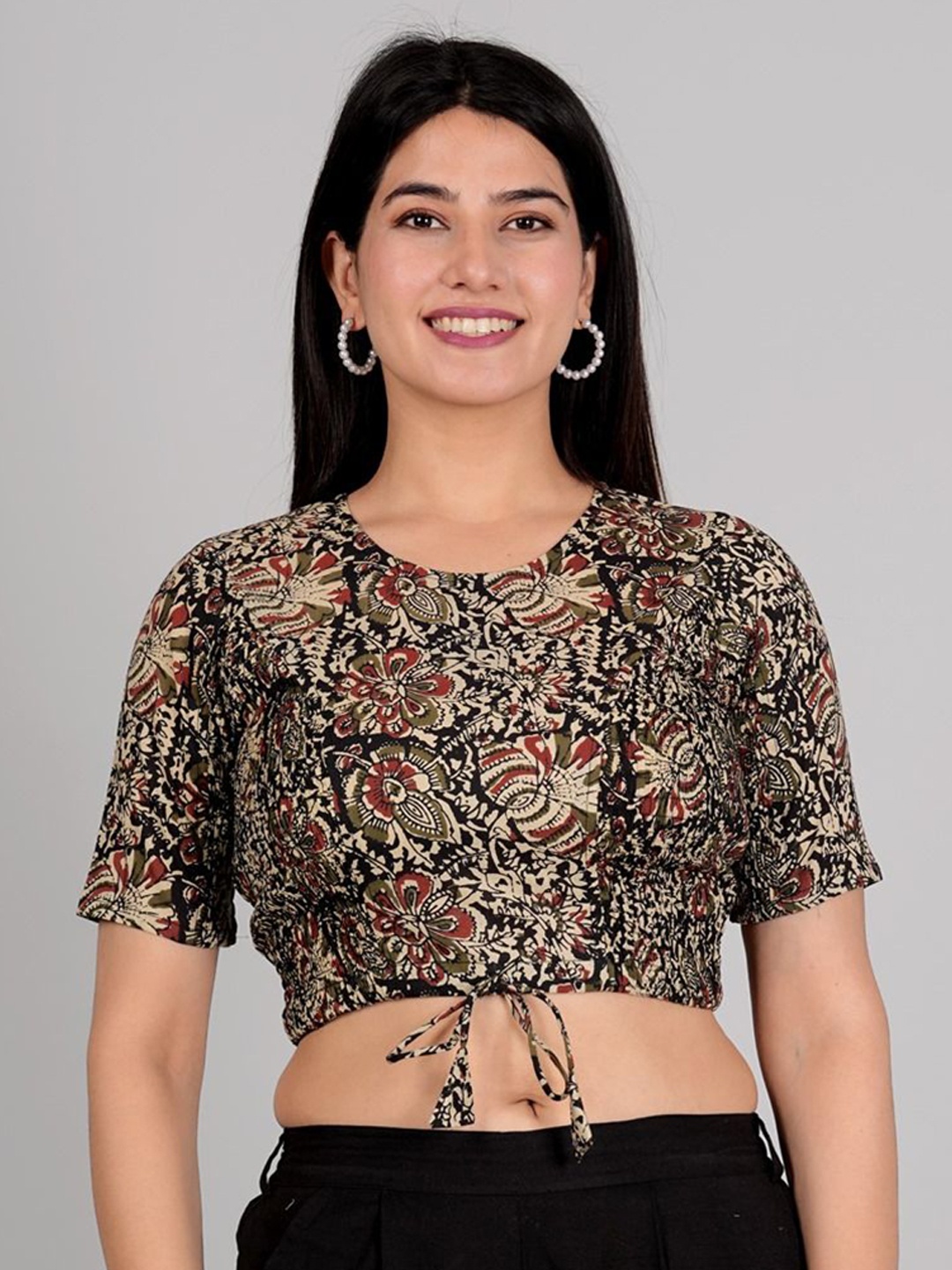 

IKRASS Ajrakh Printed Cotton Saree Blouse, Black