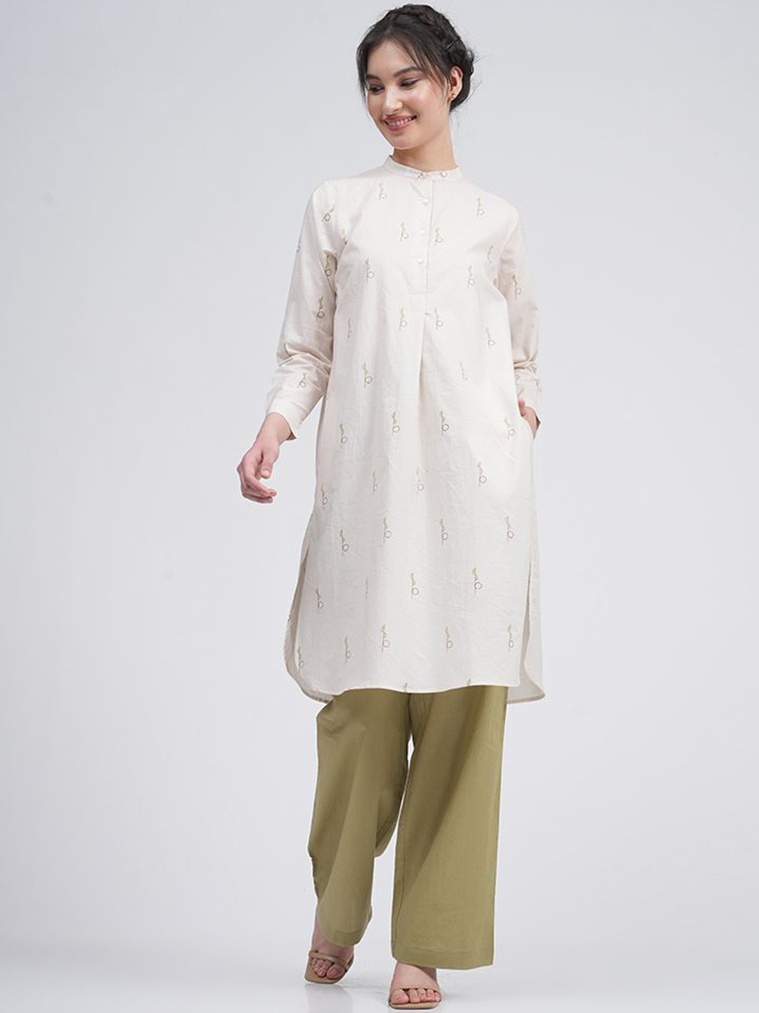 

Saltpetre Block Print Mandarin Neck Tunic With Trouser, Cream