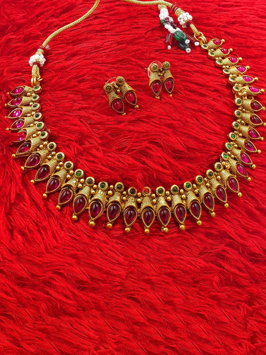 

Anujeet Fashion Hub Stone Studded Jewellery Set, Gold