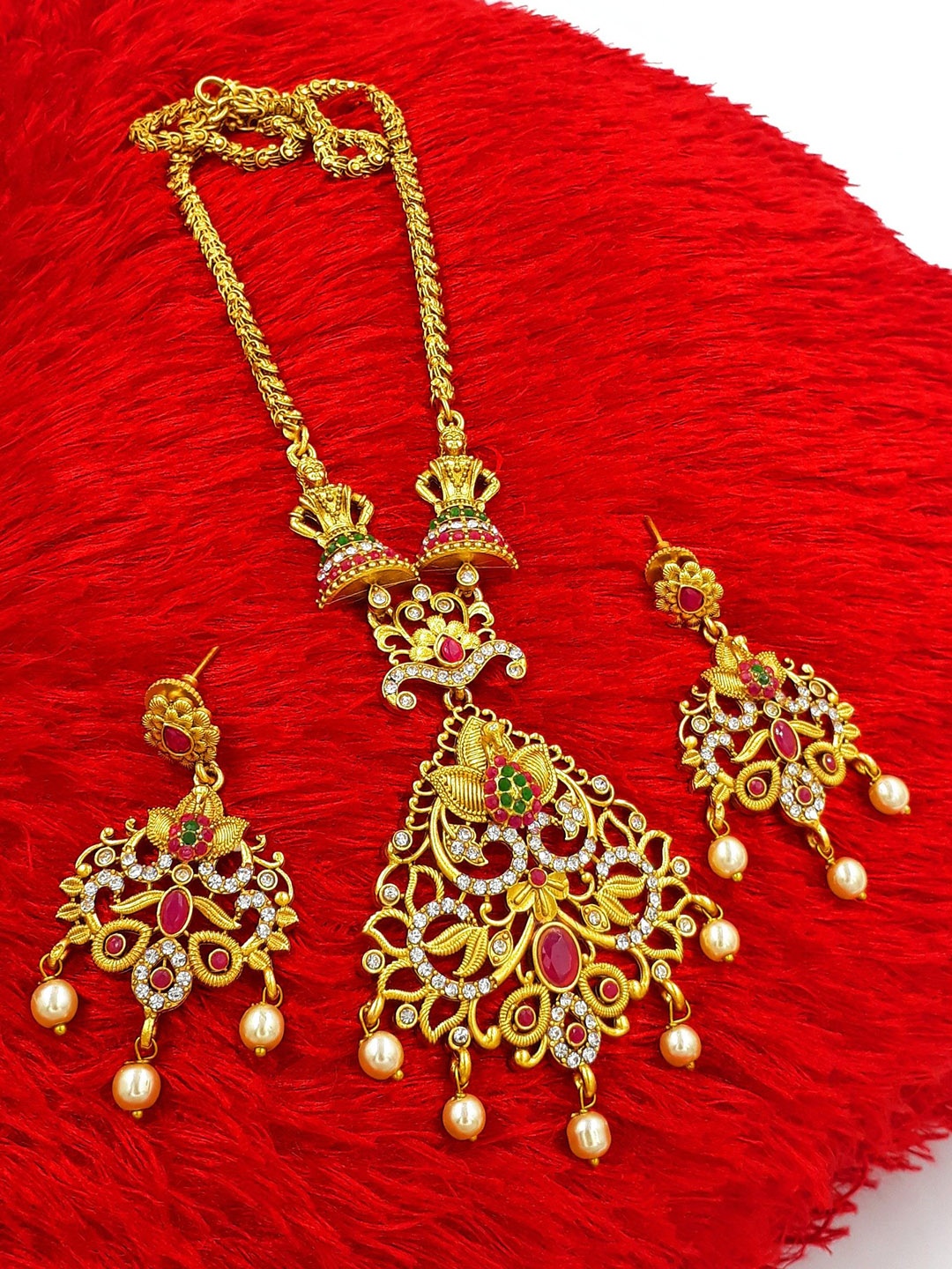 

Anujeet Fashion Hub Stone Studded & Beaded Jewellery Set, Gold