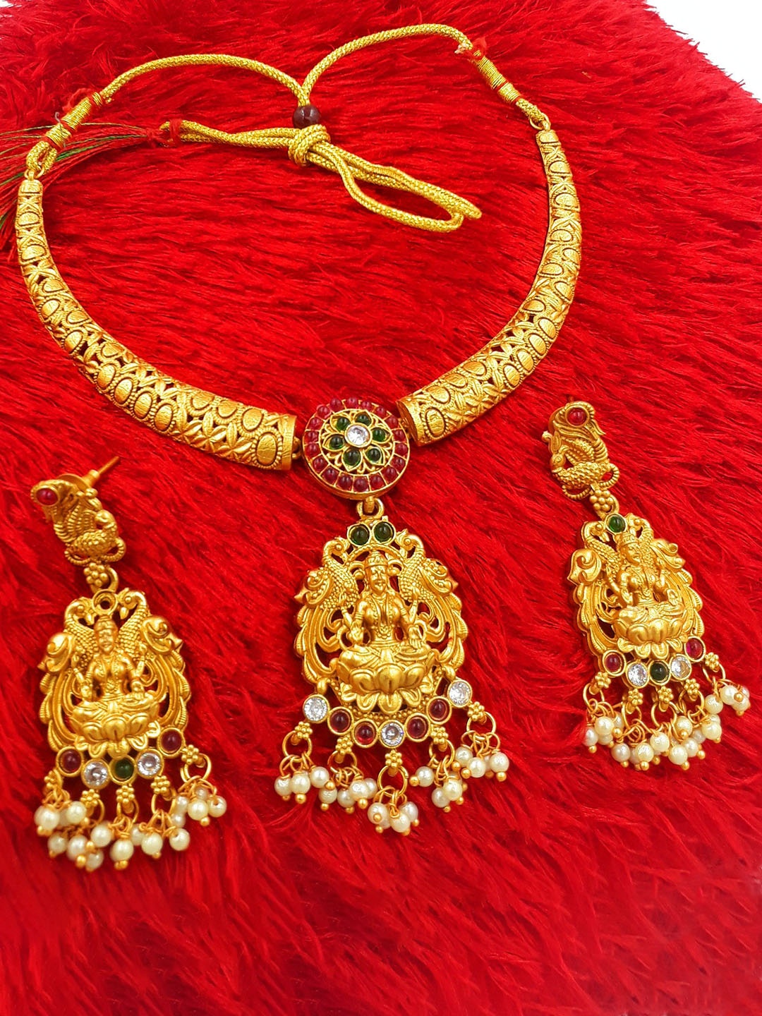 

Anujeet Fashion Hub Stone Studded Jewellery Set, Gold