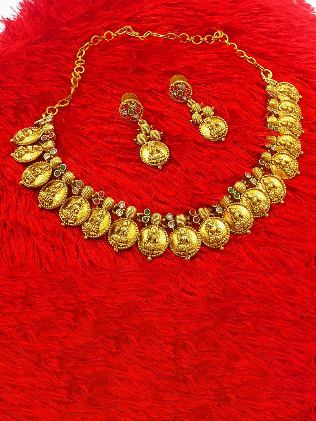 

Anujeet Fashion Hub Stone-Studded Temple Jewellery Set, Gold