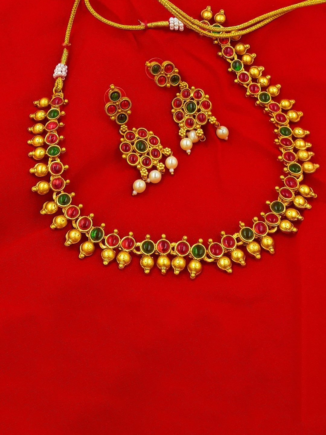 

Anujeet Fashion Hub Stones Studded & Beaded Jewellery Set, Gold