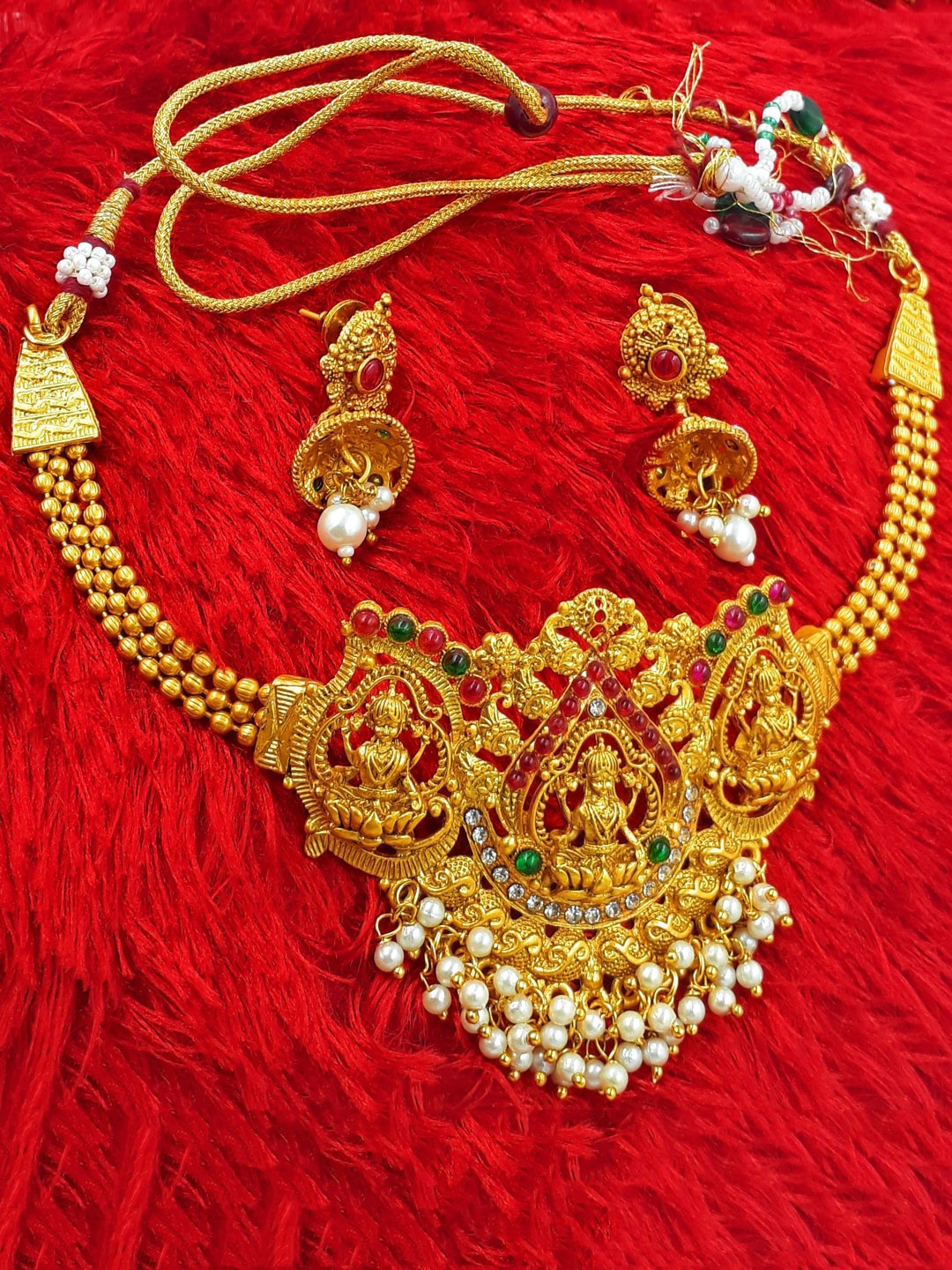 

Anujeet Fashion Hub Stone Studded Jewellery Set, Gold