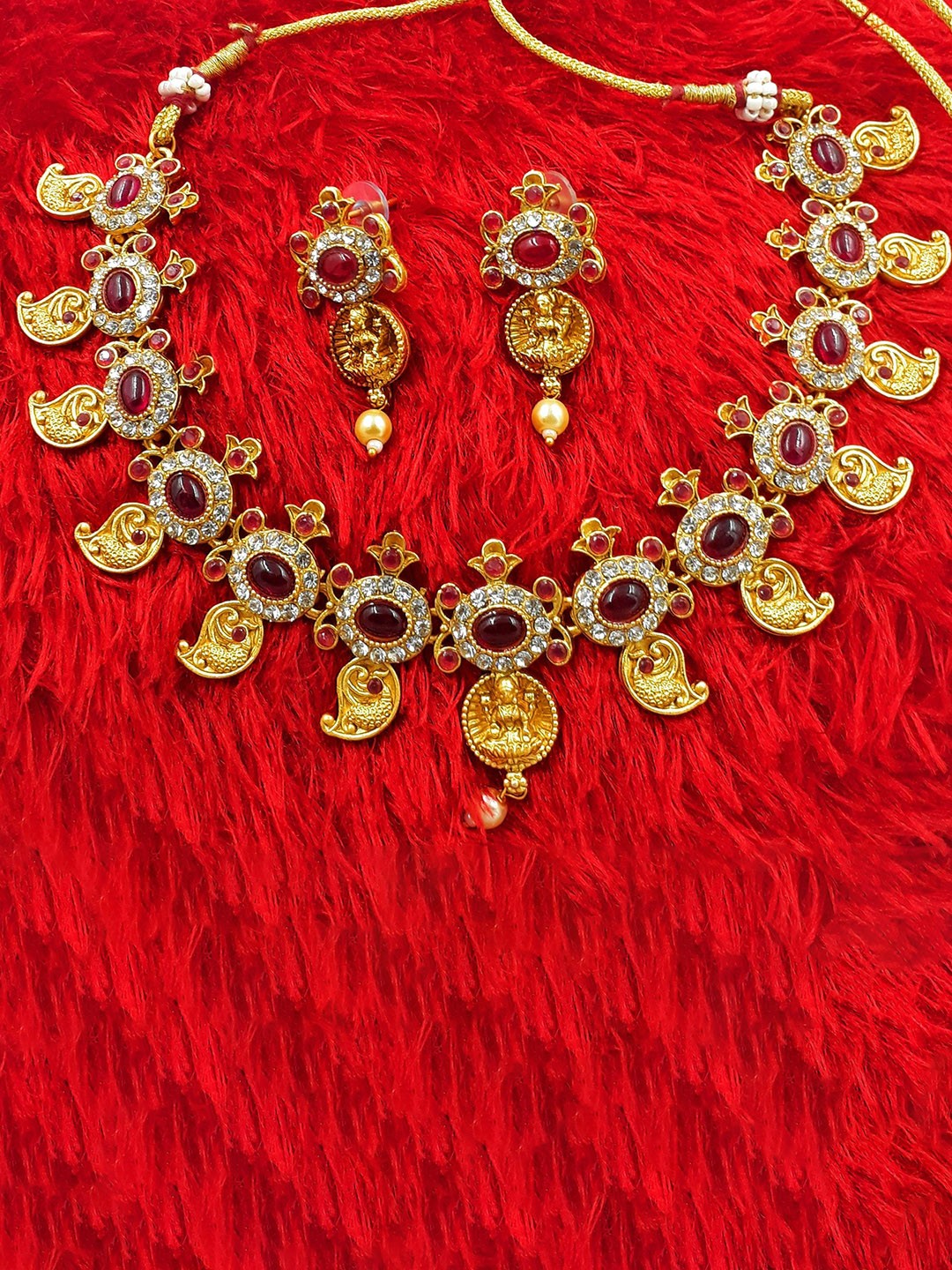 

Anujeet Fashion Hub Stone-Studded Jewellery Set, Gold
