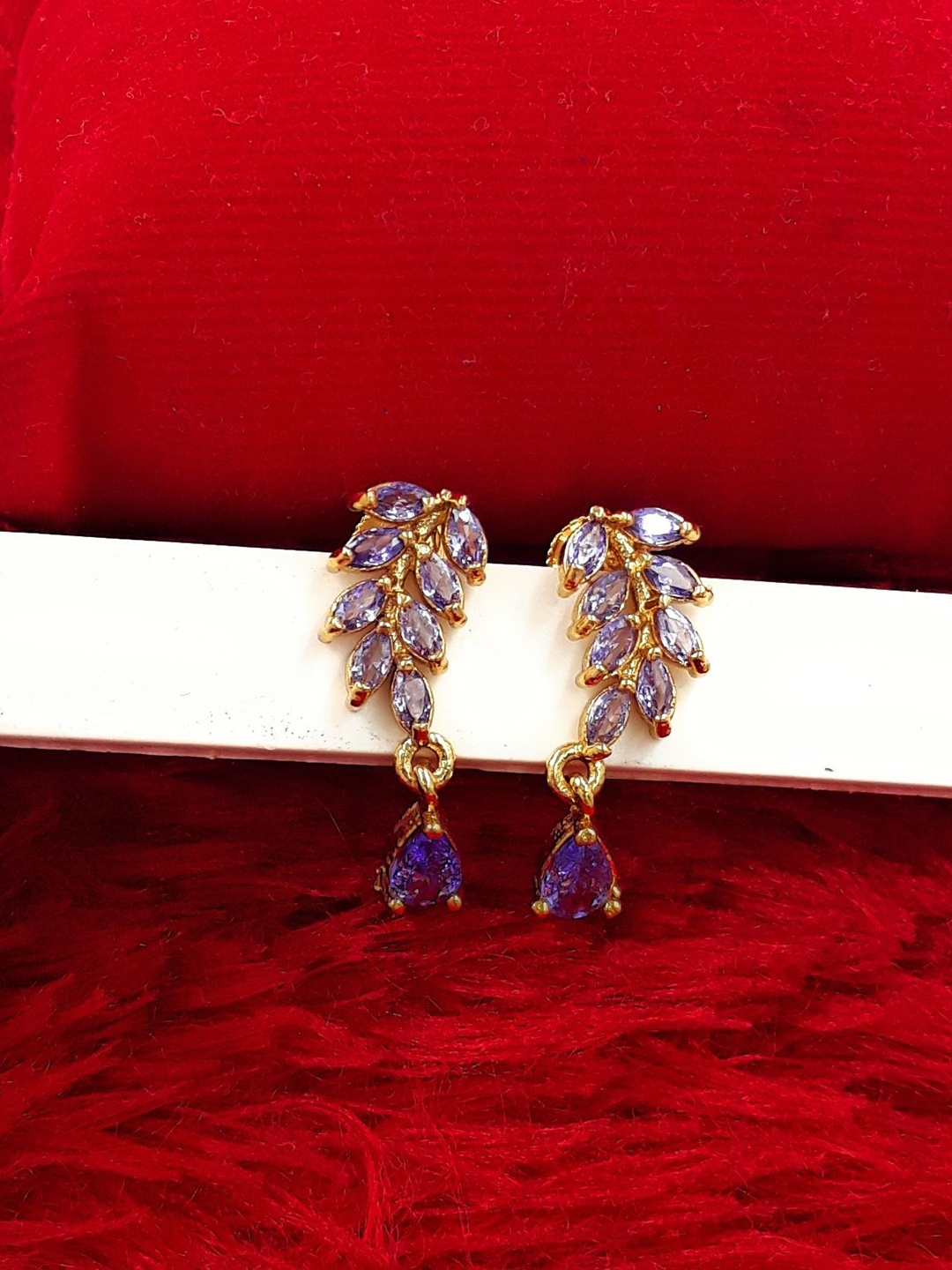 

Anujeet Fashion Hub Gold-Plated American Diamond Studded Leaf Shaped Drop Earrings