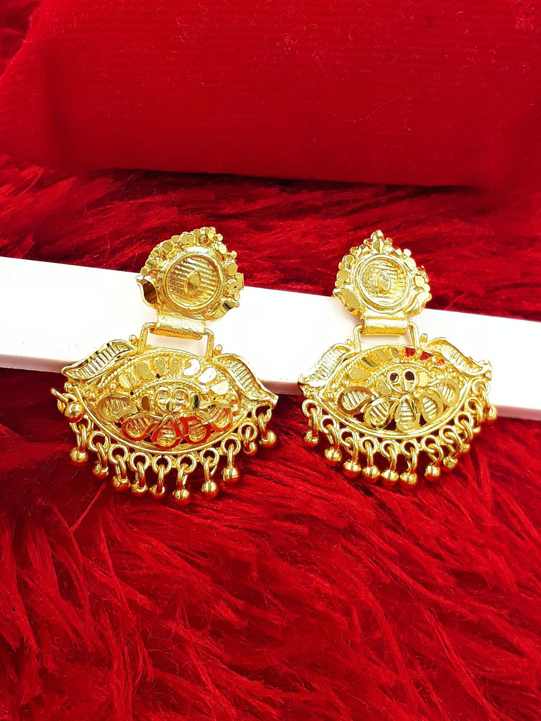 

Anujeet Fashion Hub Gold-Plated Artificial Beaded Crescent Shaped Drop Earrings