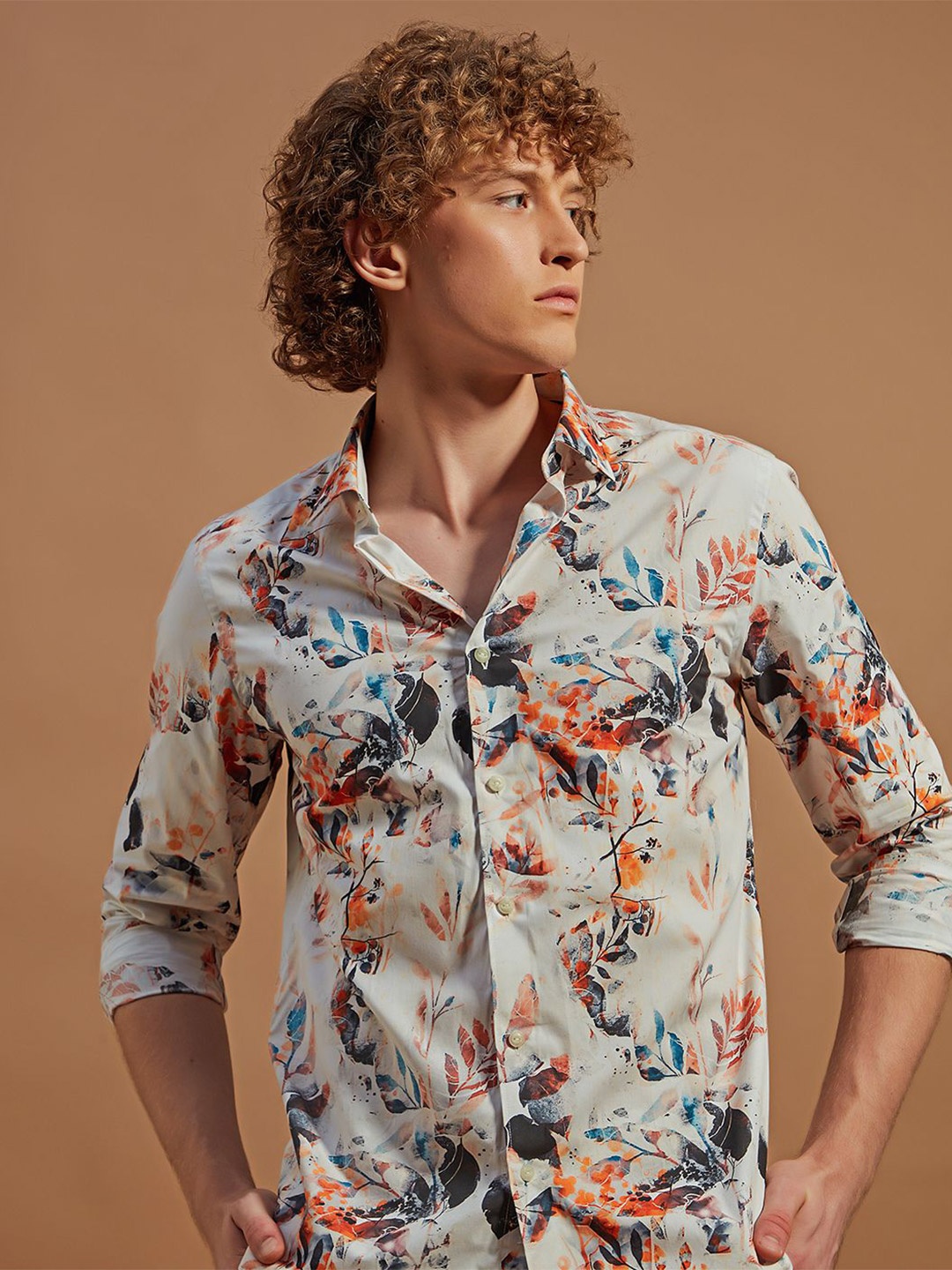 

THINC Men Spread Collar Floral Printed Cotton Casual Shirt, Off white