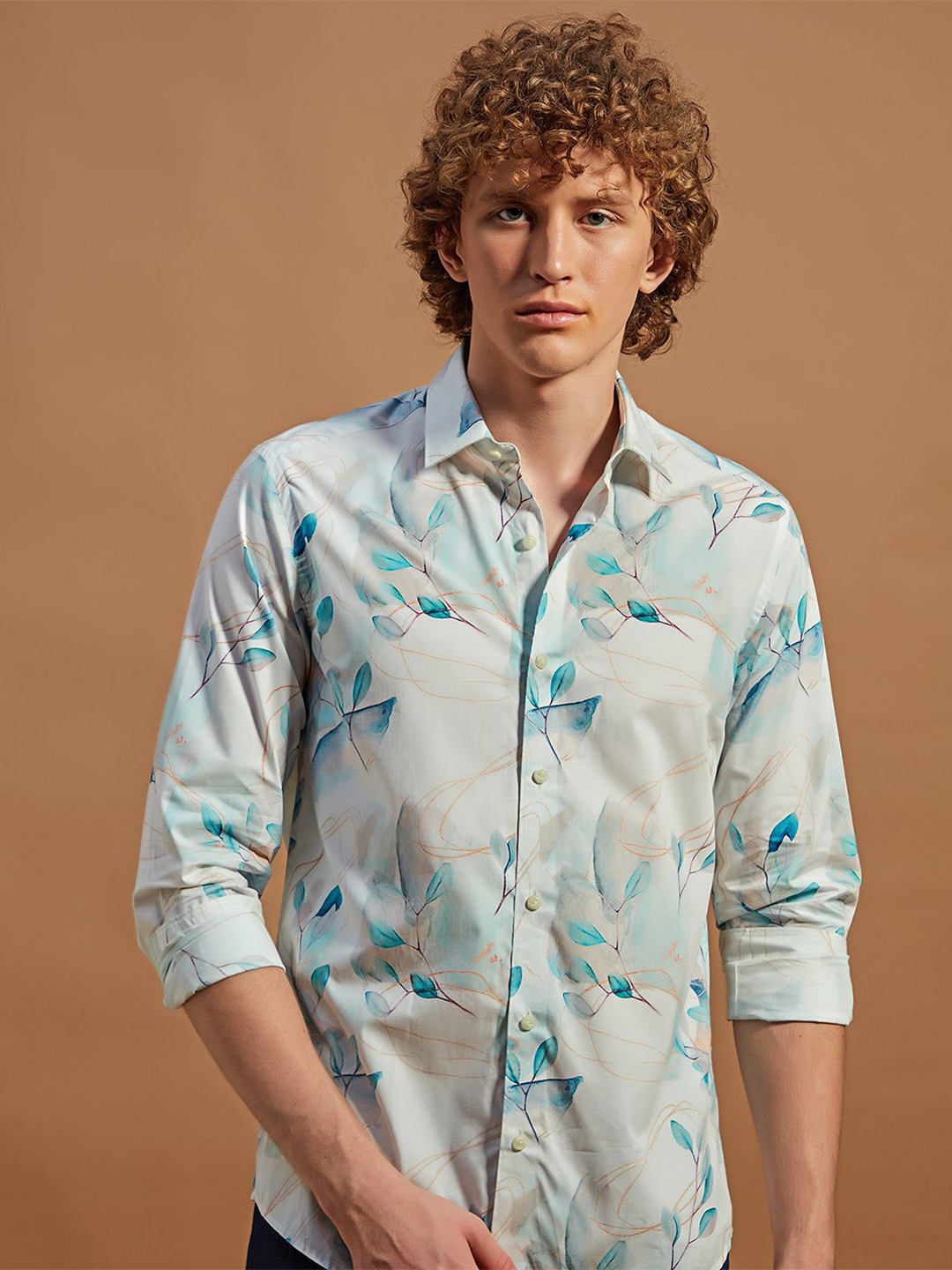 

THINC Men Spread Collar Floral Printed Cotton Casual Shirt, Off white