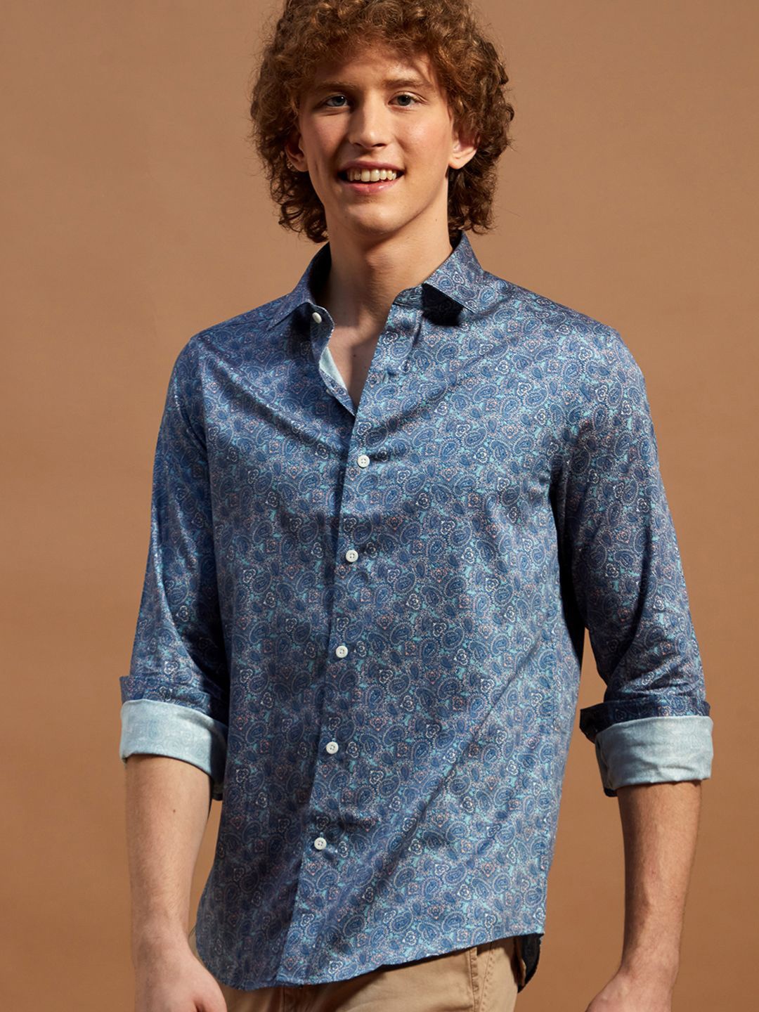 

THINC Men Spread Collar Ethnic Motifs Printed Cotton Casual Shirt, Blue