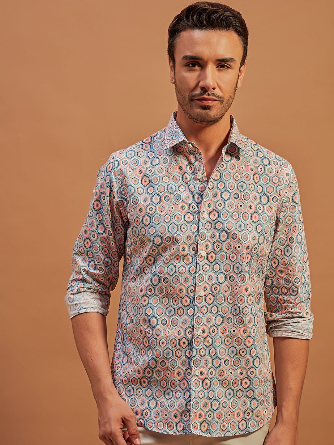 

THINC Men Spread Collar Geometric Printed Cotton Casual Shirt, Orange