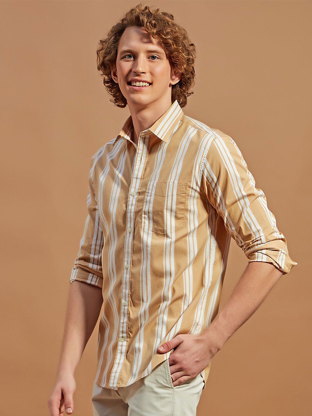 

THINC Men Spread Collar Vertical Striped Cotton Casual Shirt, Beige