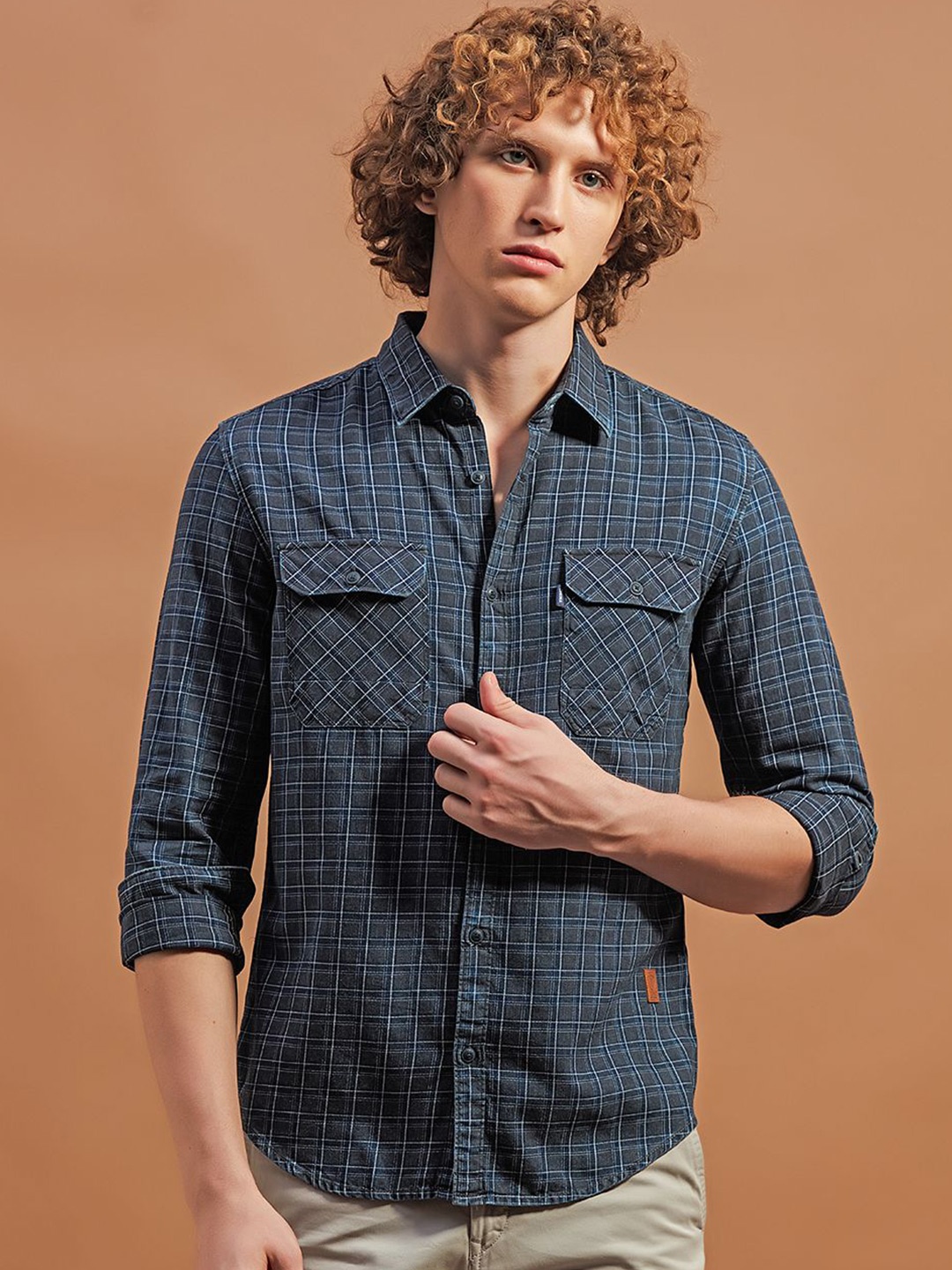 

THINC Men Spread Collar Gingham Checked Cotton Casual Shirt, Navy blue