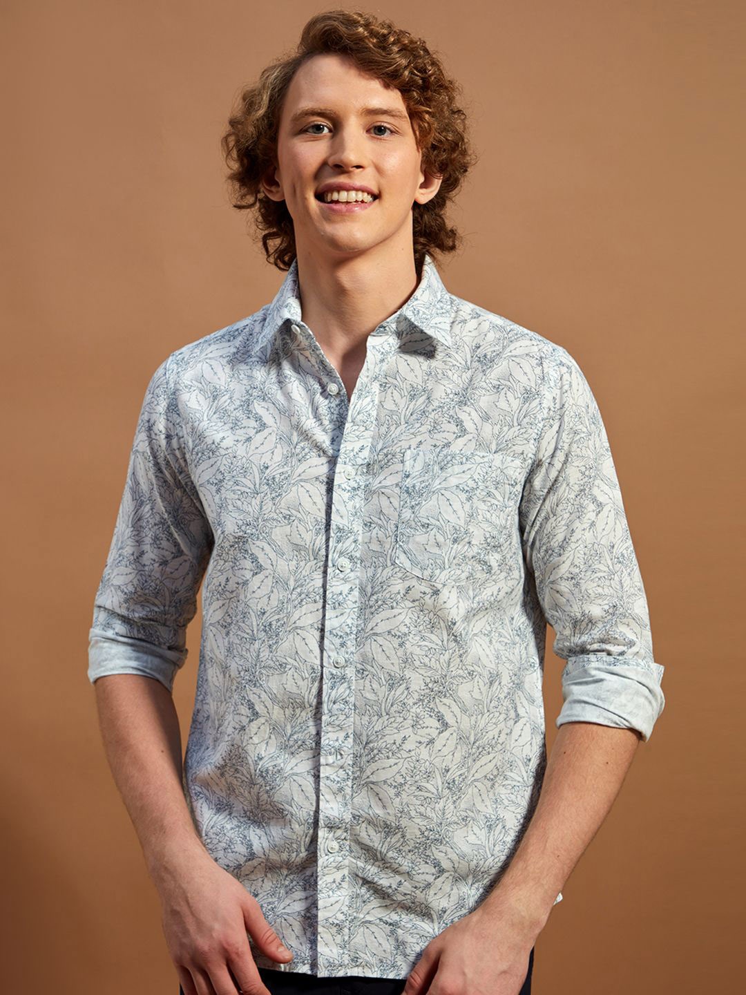 

THINC Men Spread Collar Floral Printed Cotton Casual Shirt, White