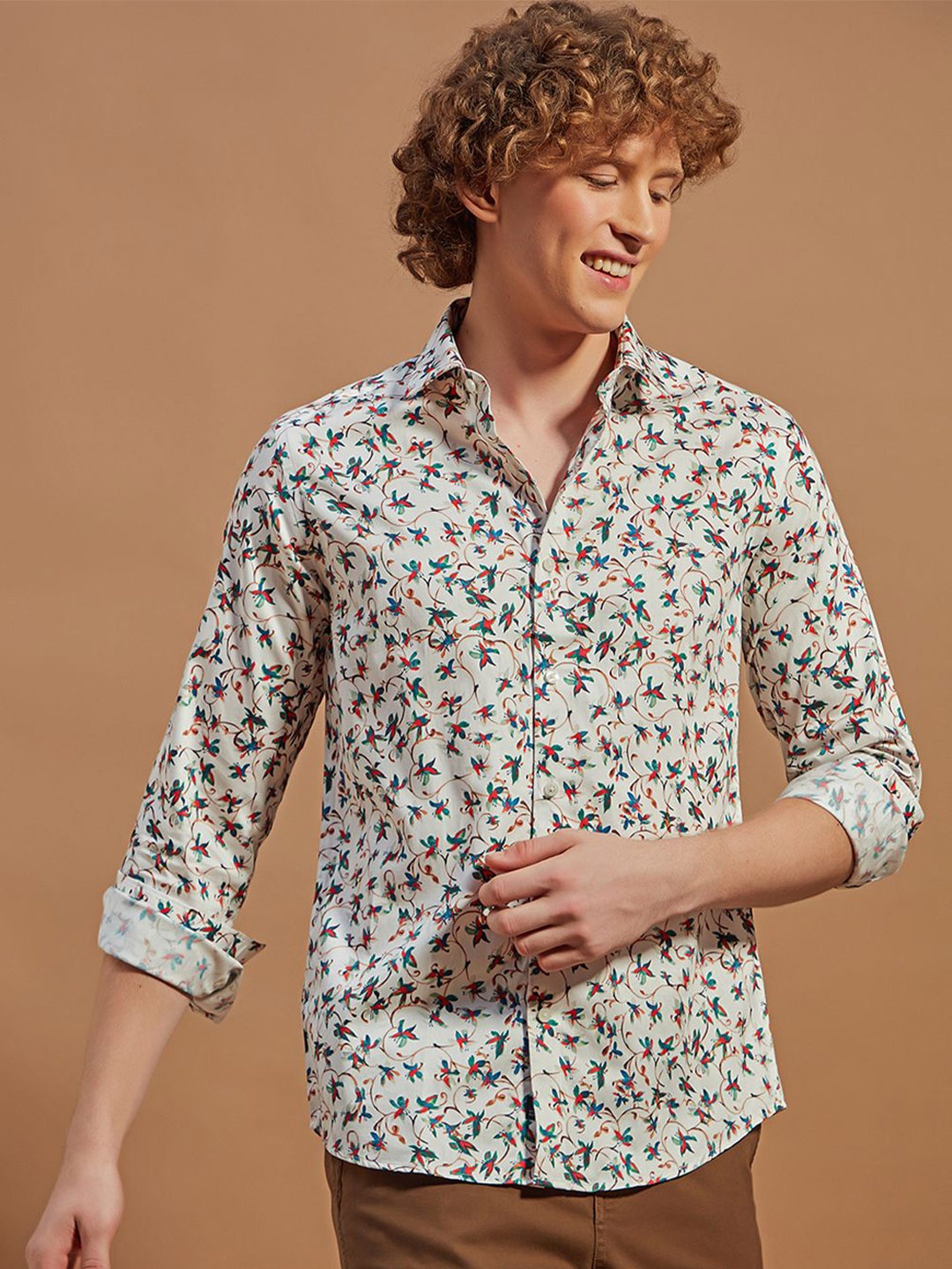 

THINC Men Fantastic Floral Printed Cotton Party Shirt, Off white