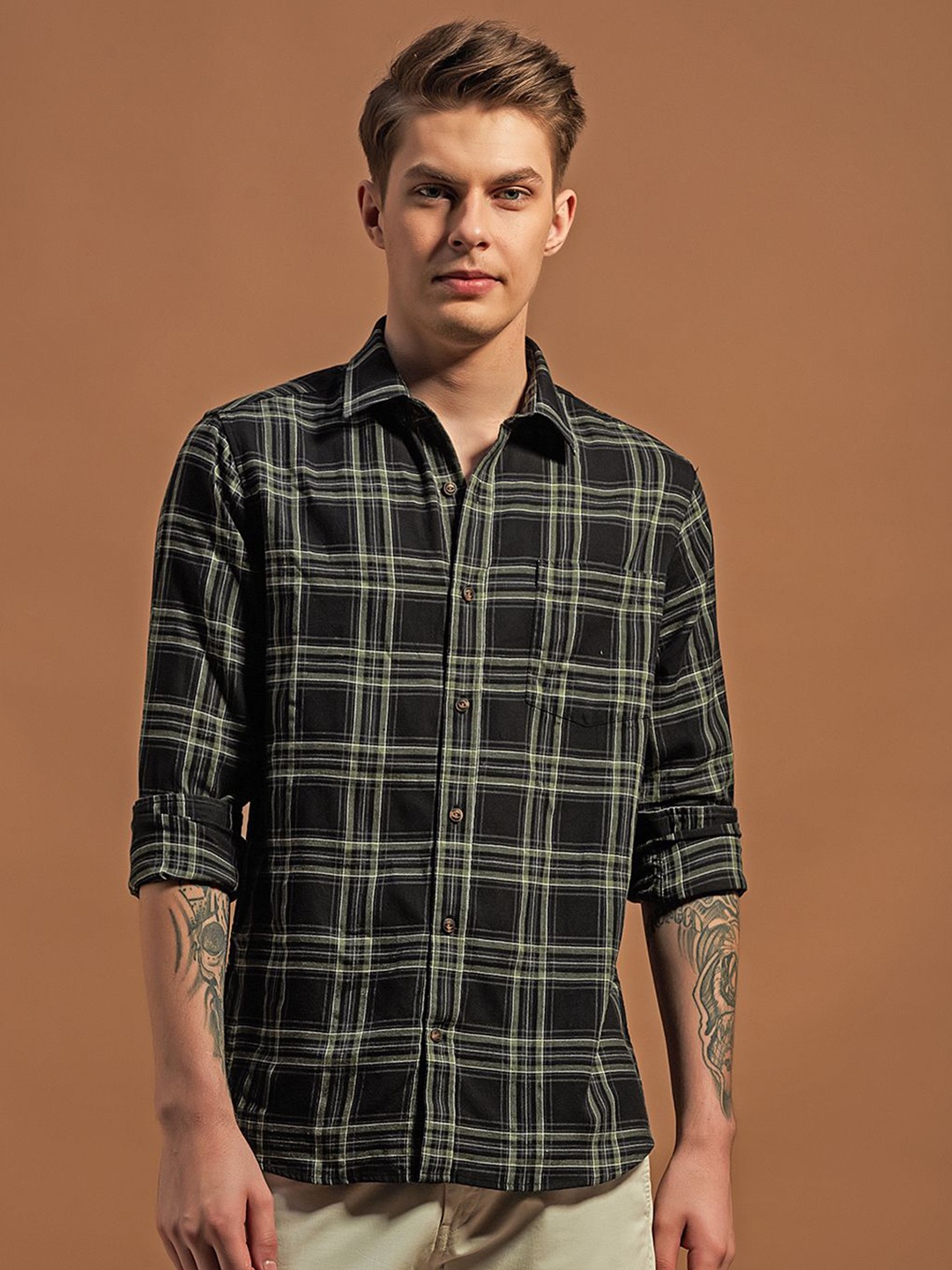 

THINC Men Spread Collar Tartan Checked Cotton Casual Shirt, Olive