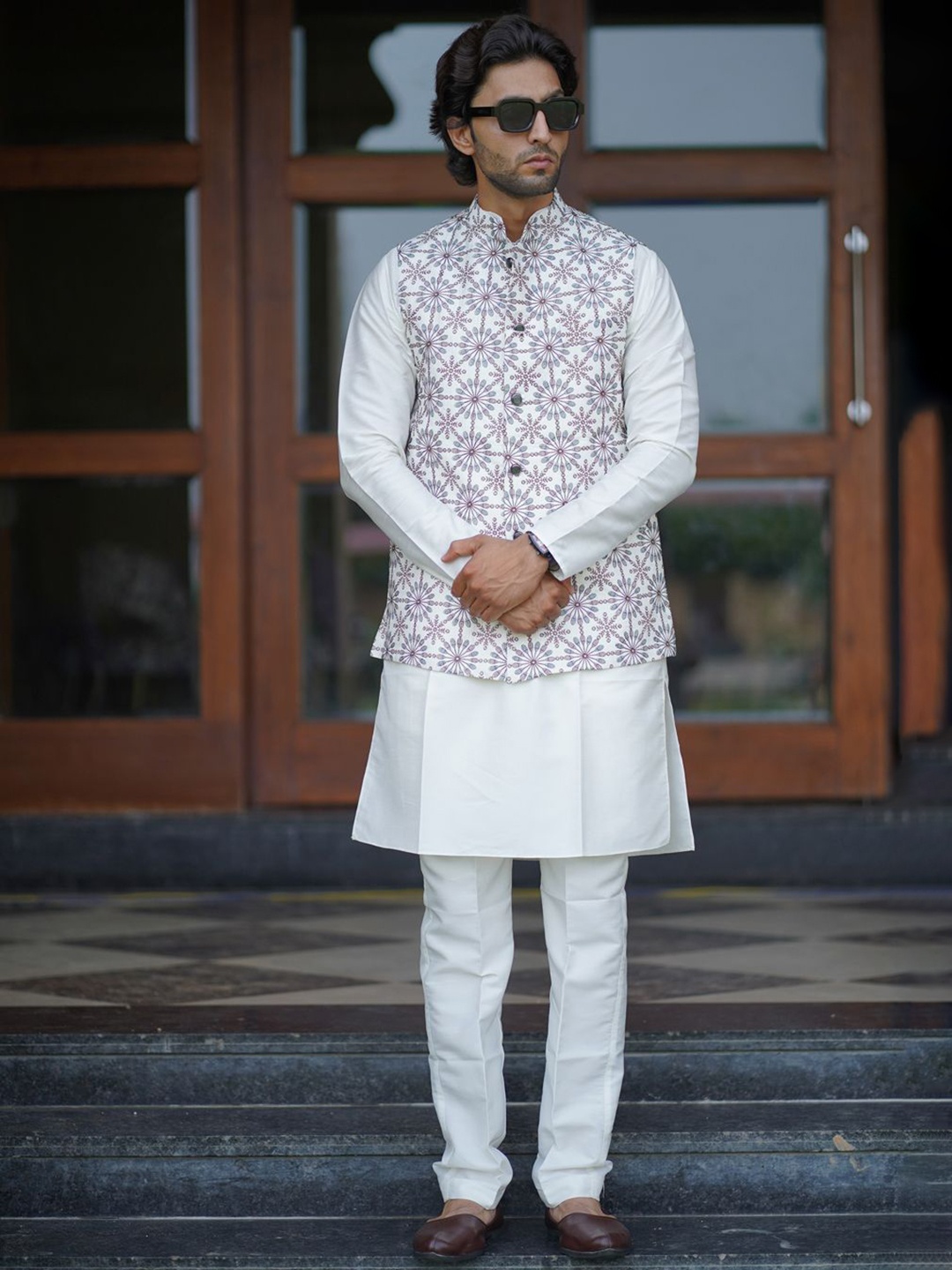 

The Kurta Studio Premium Mandarin Collar Straight Kurta With Trouser, White