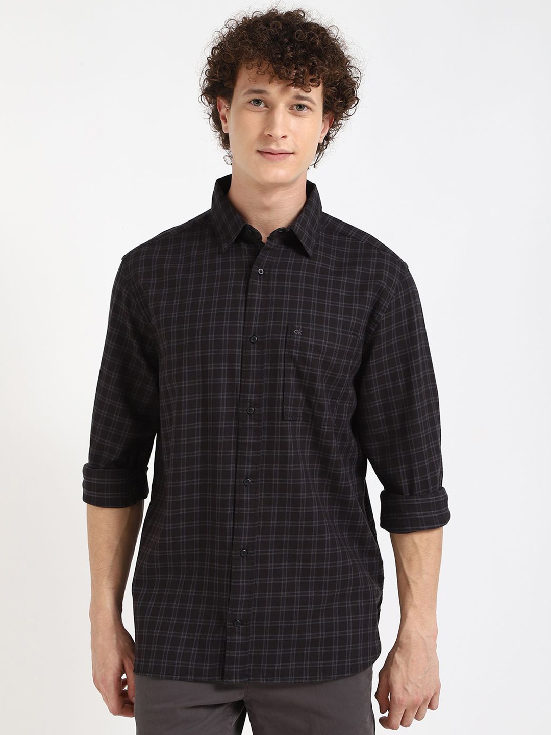 

Calvin Klein Jeans Men Spread Collar Tartan Checked Cotton Relaxed Fit Casual Shirt, Black