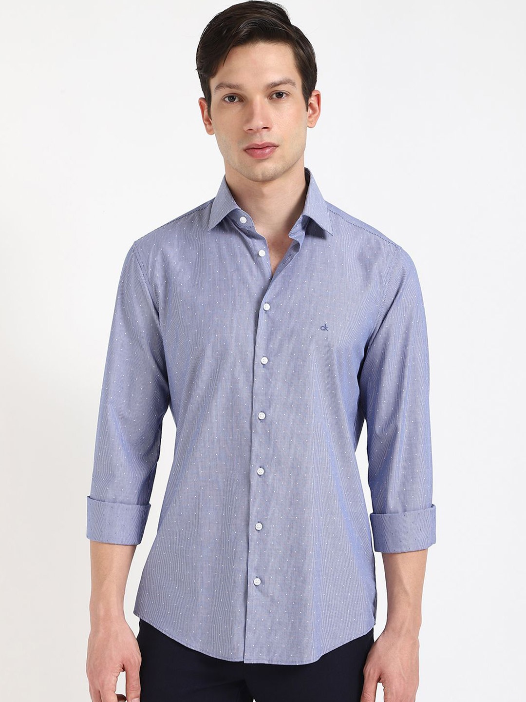 

Calvin Klein Jeans Men Spread Collar Micro Ditsy Printed Cotton Casual Shirt, Blue