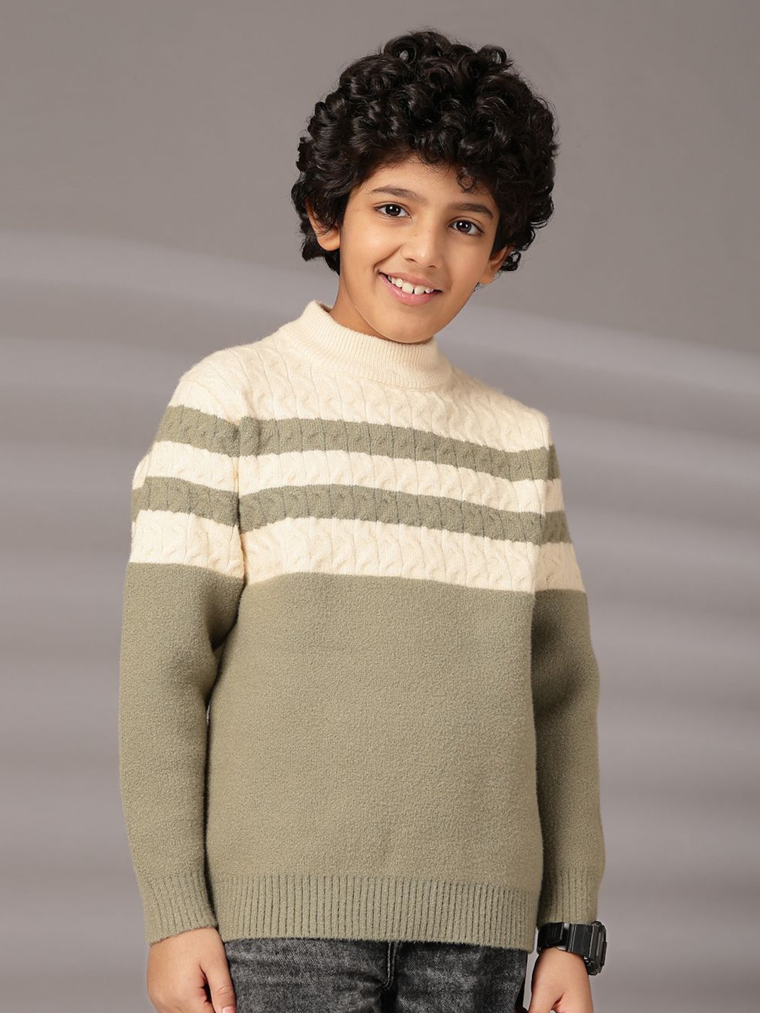 

Albion By CnM Boys Colourblocked Woollen Pullover, Green