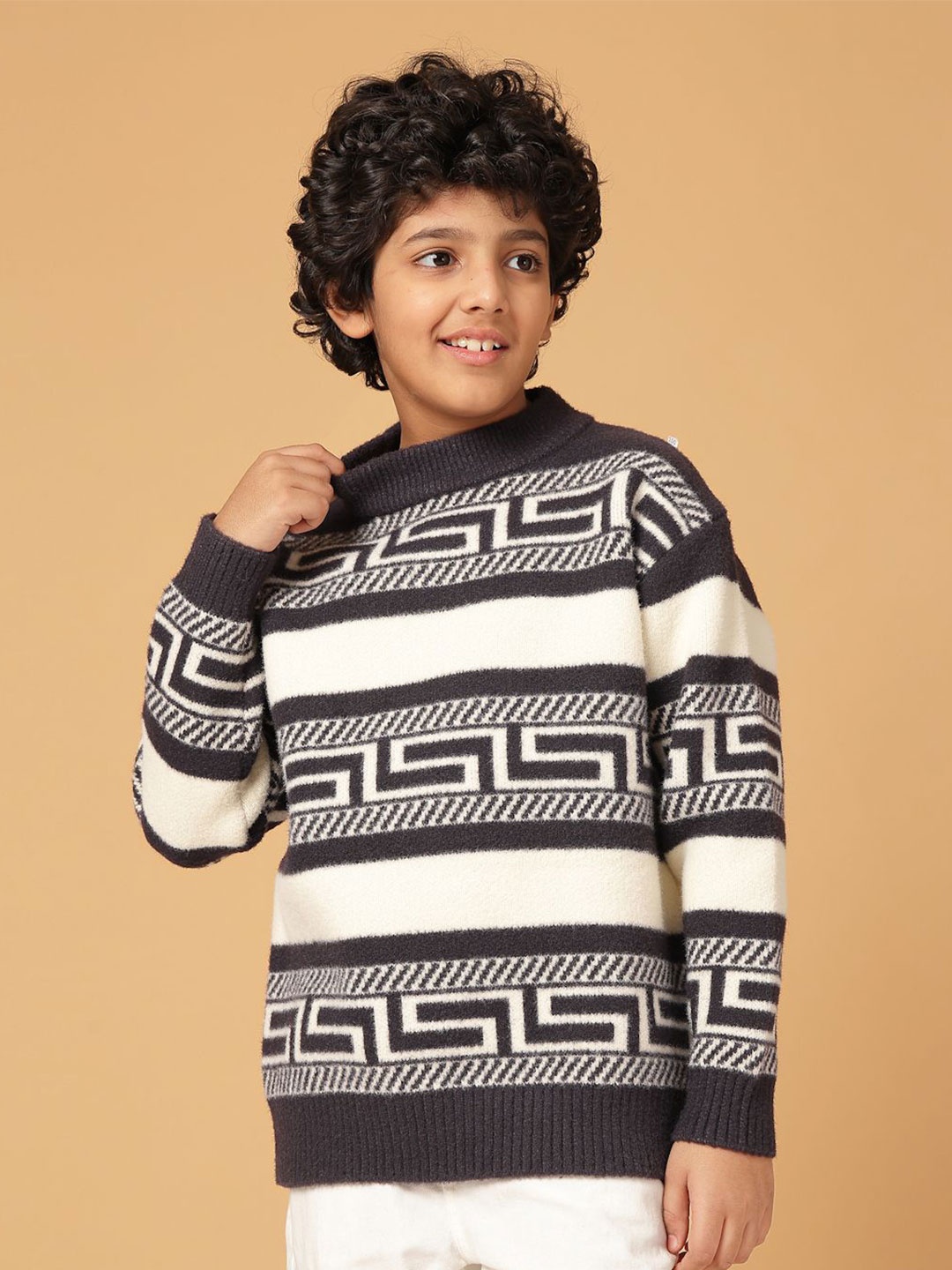 

Albion By CnM Boys Self Design Pullover Sweaters, Grey