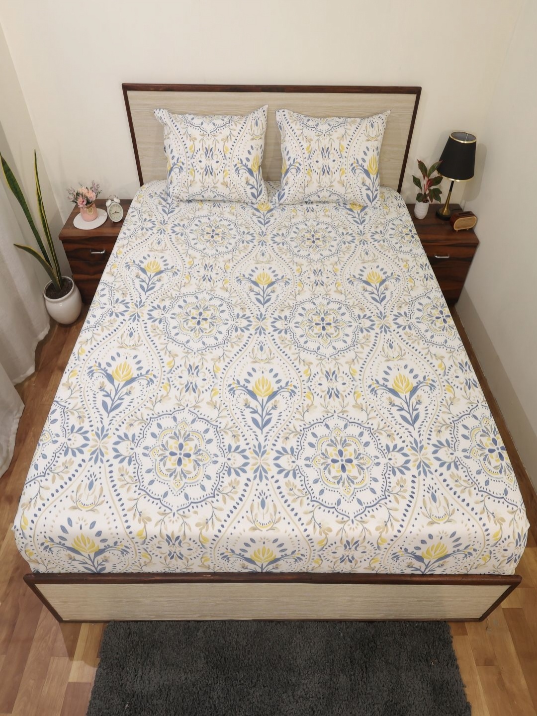 

Bhumi Impex White & Blue Floral Microfiber 144 TC Single Bedsheet Set 1.72 m x 2.28 m
